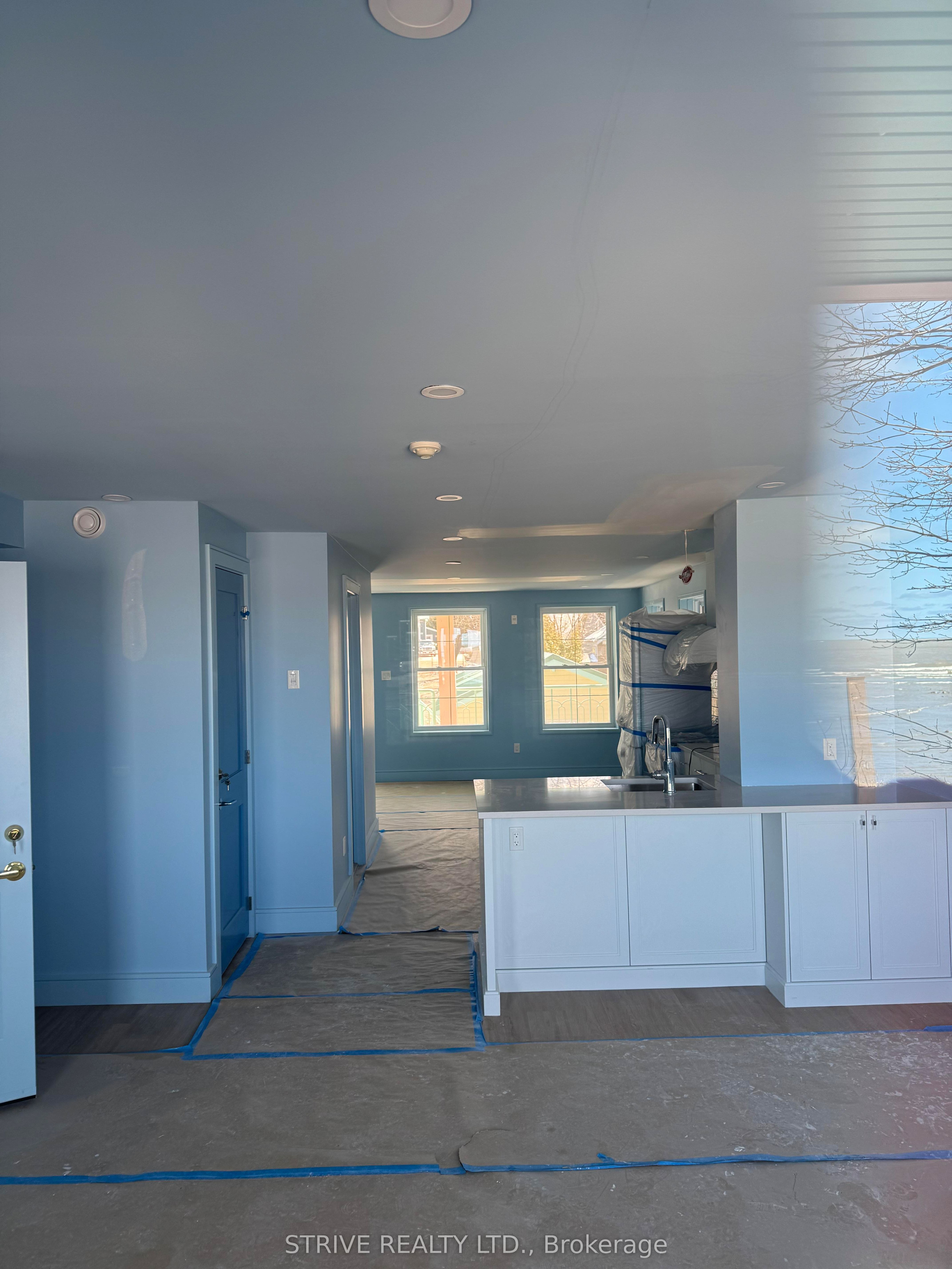 20 Front Street Property Photo 6