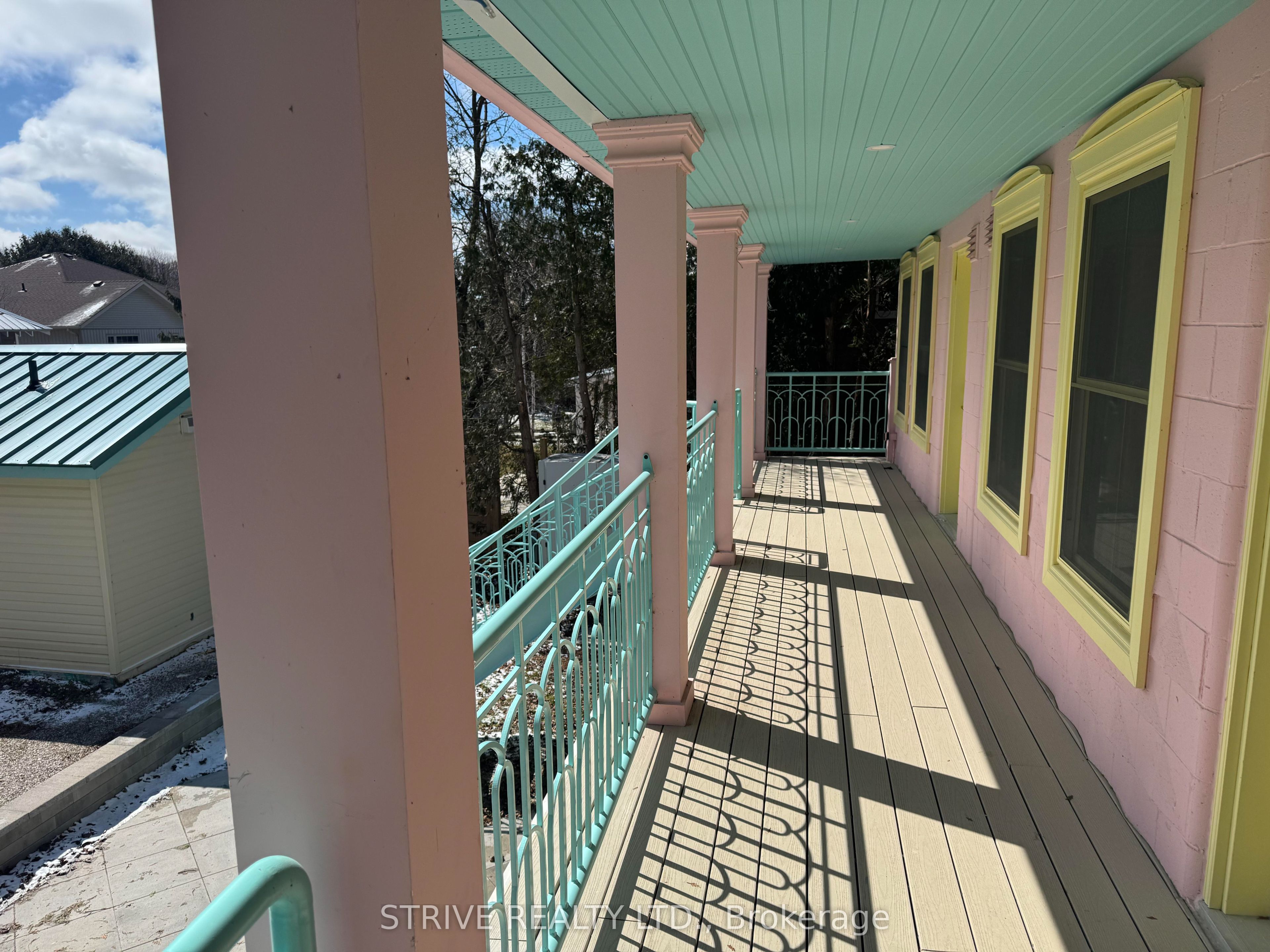 20 Front Street Property Photo 12