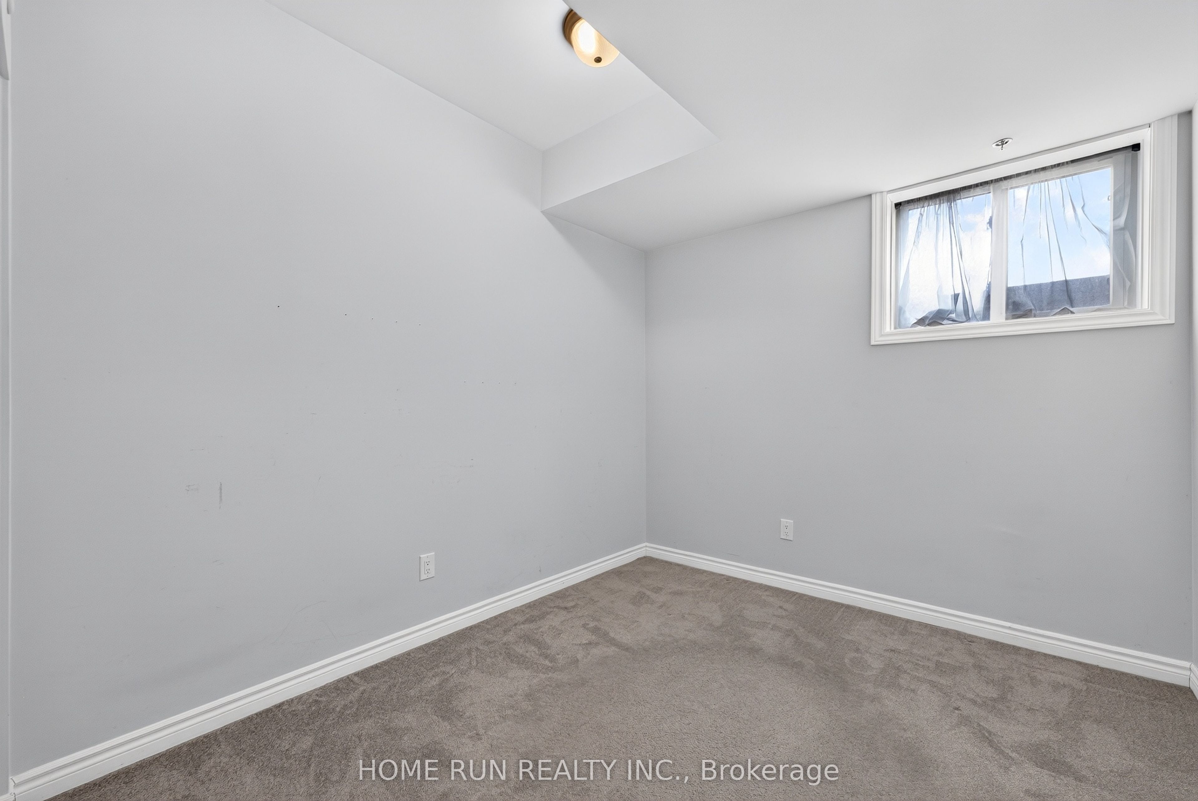 844 Mikinak Road 219 Property Photo 16