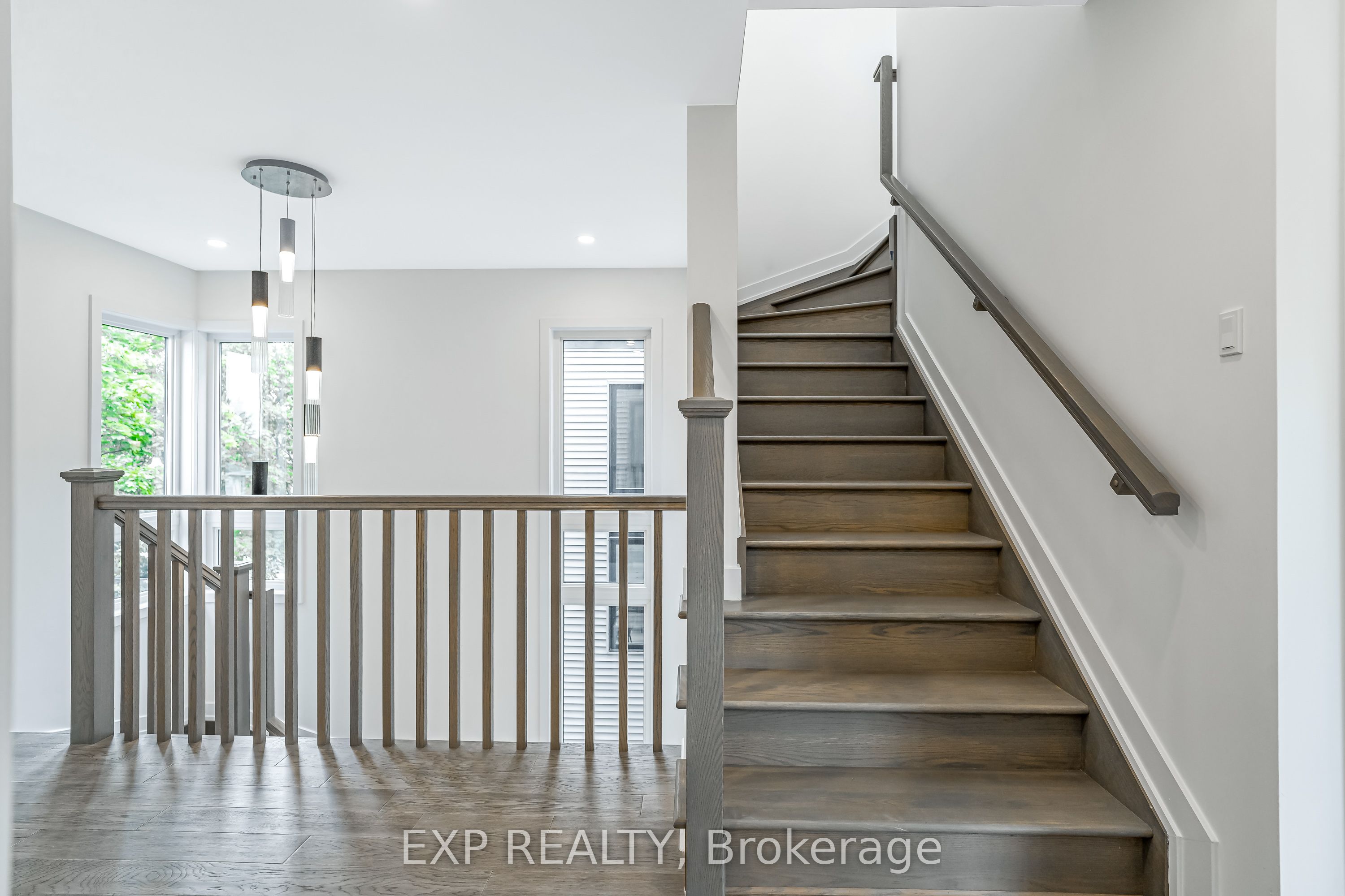 489 Duvernay Drive Property Photo 28