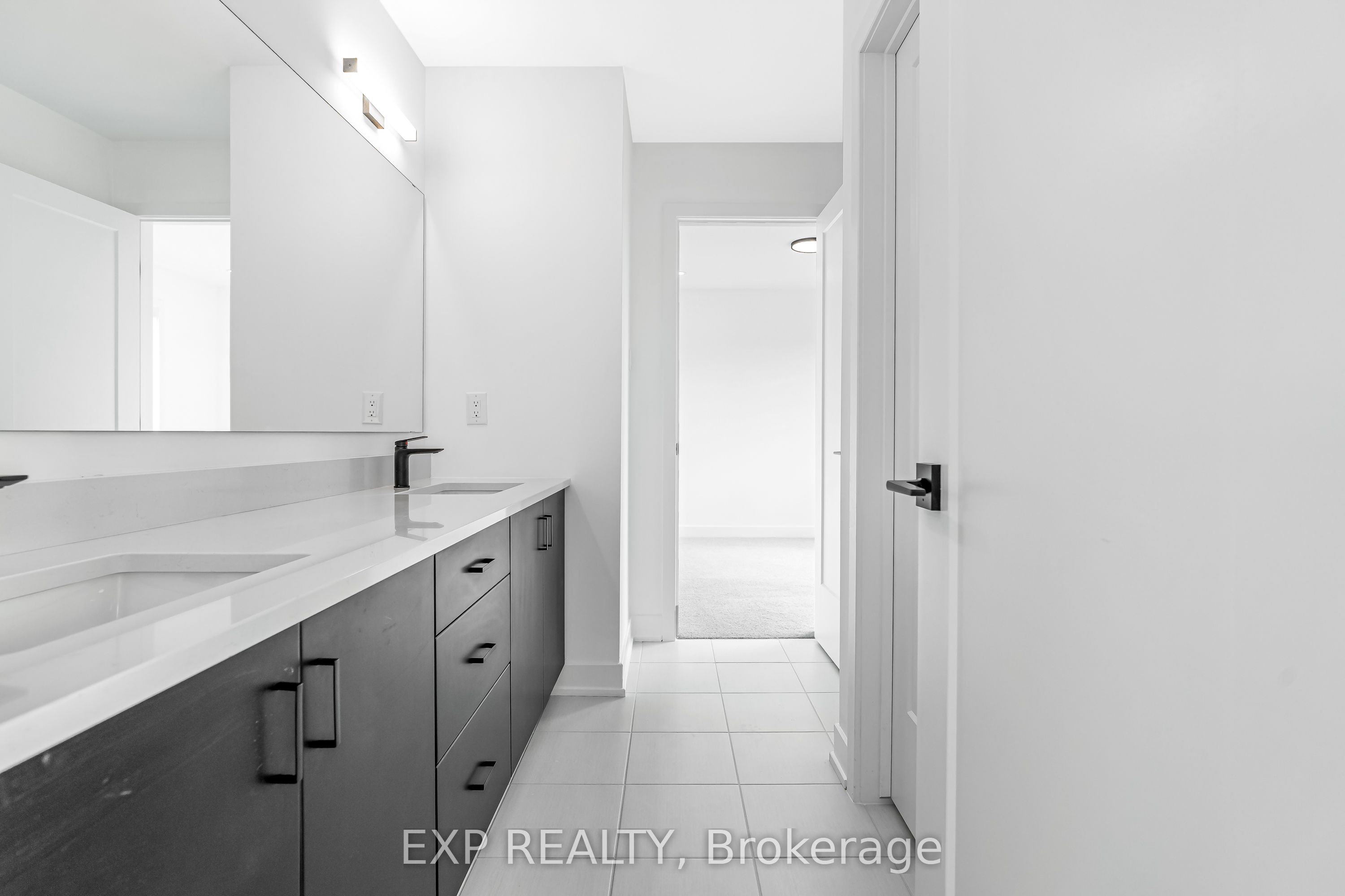 489 Duvernay Drive Property Photo 39