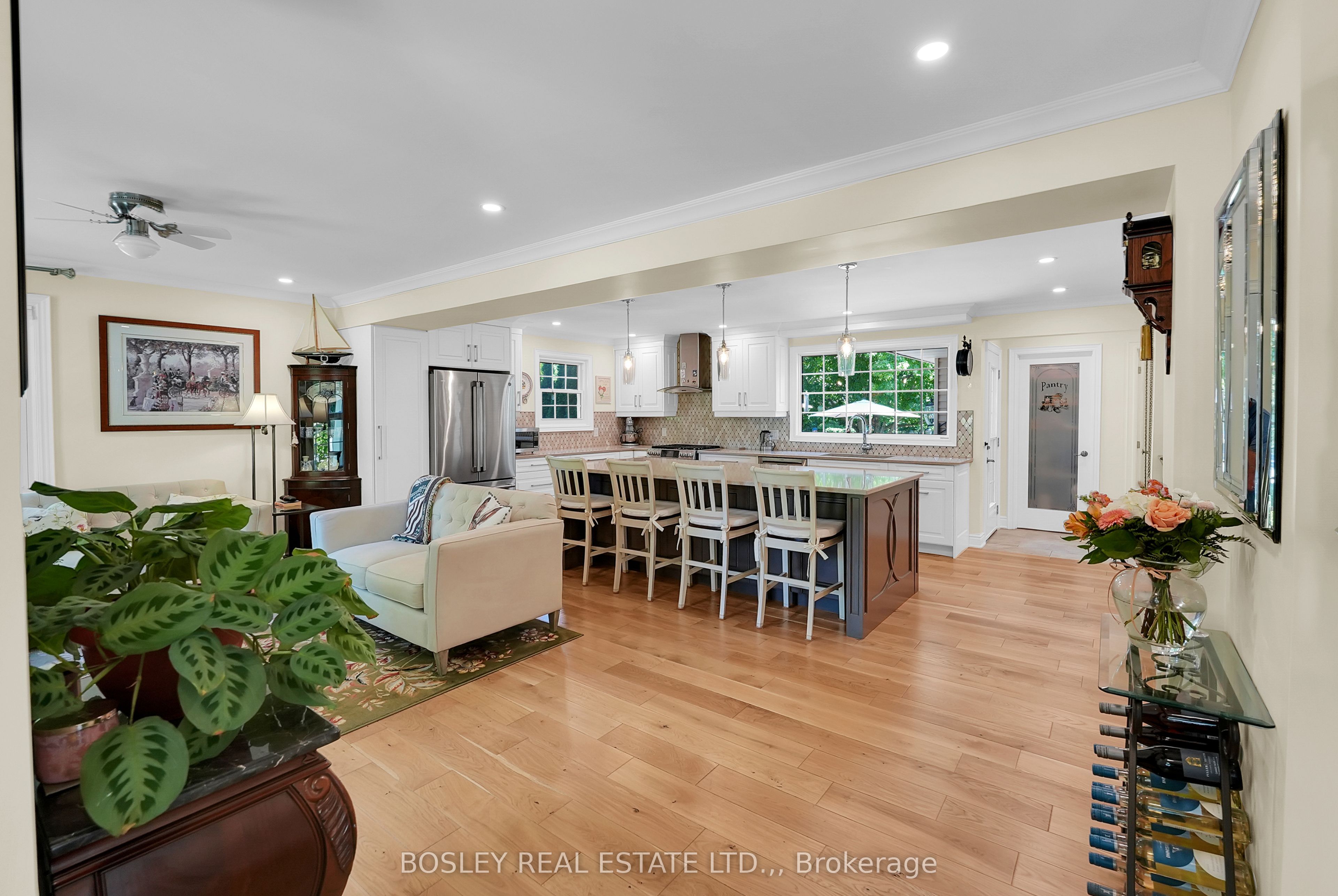 3 The Promenade Property Photo 5