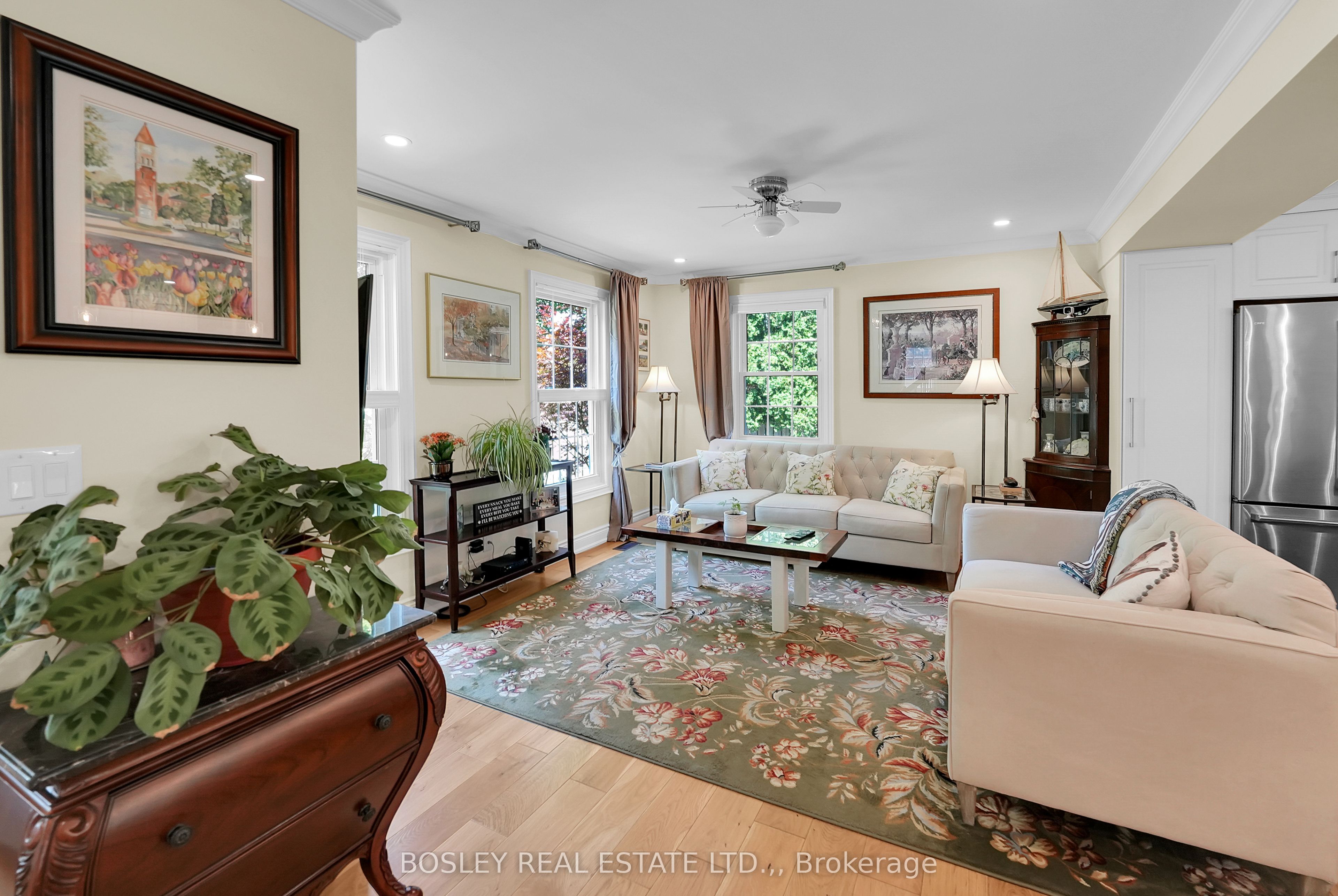 3 The Promenade Property Photo 6