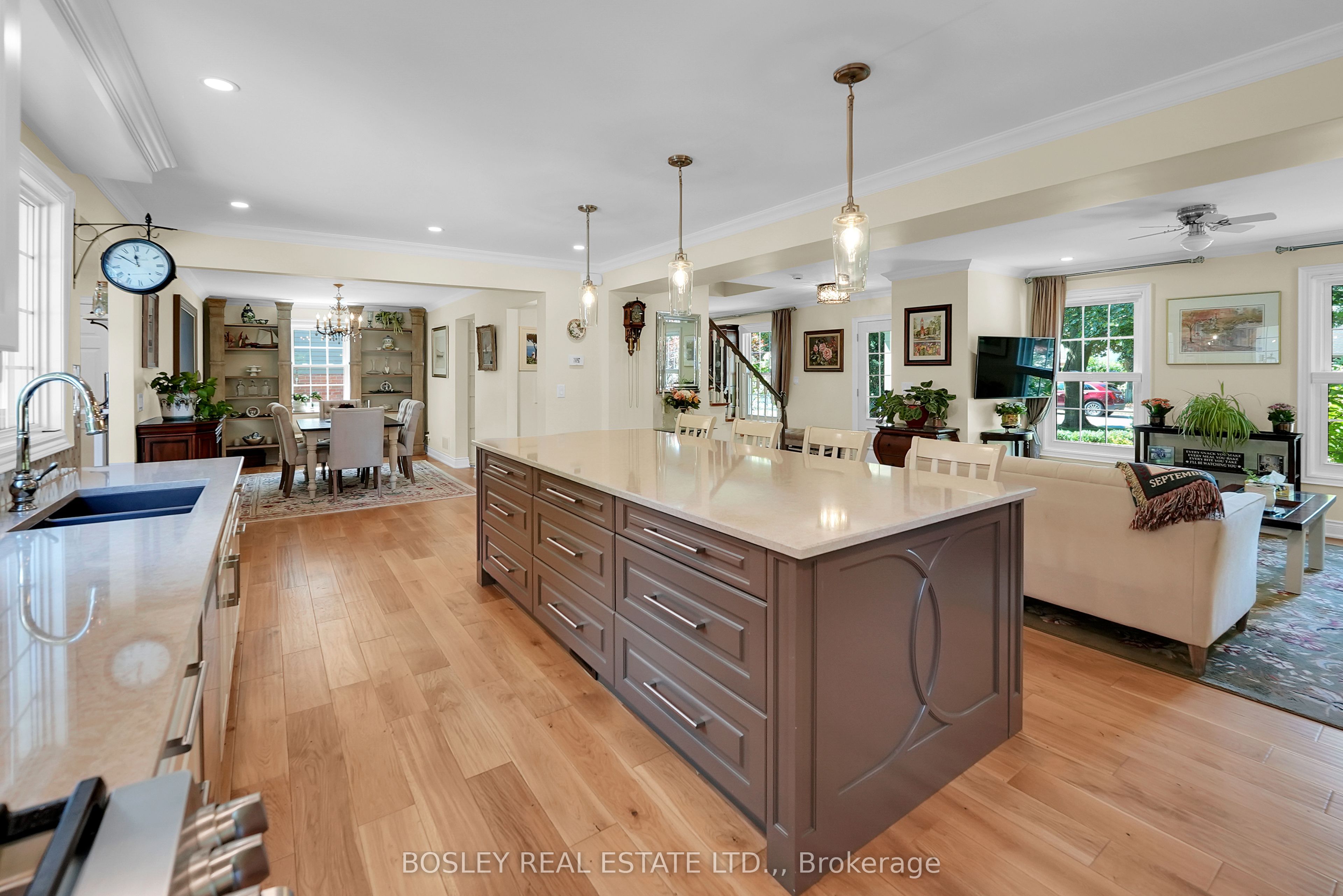 3 The Promenade Property Photo 11