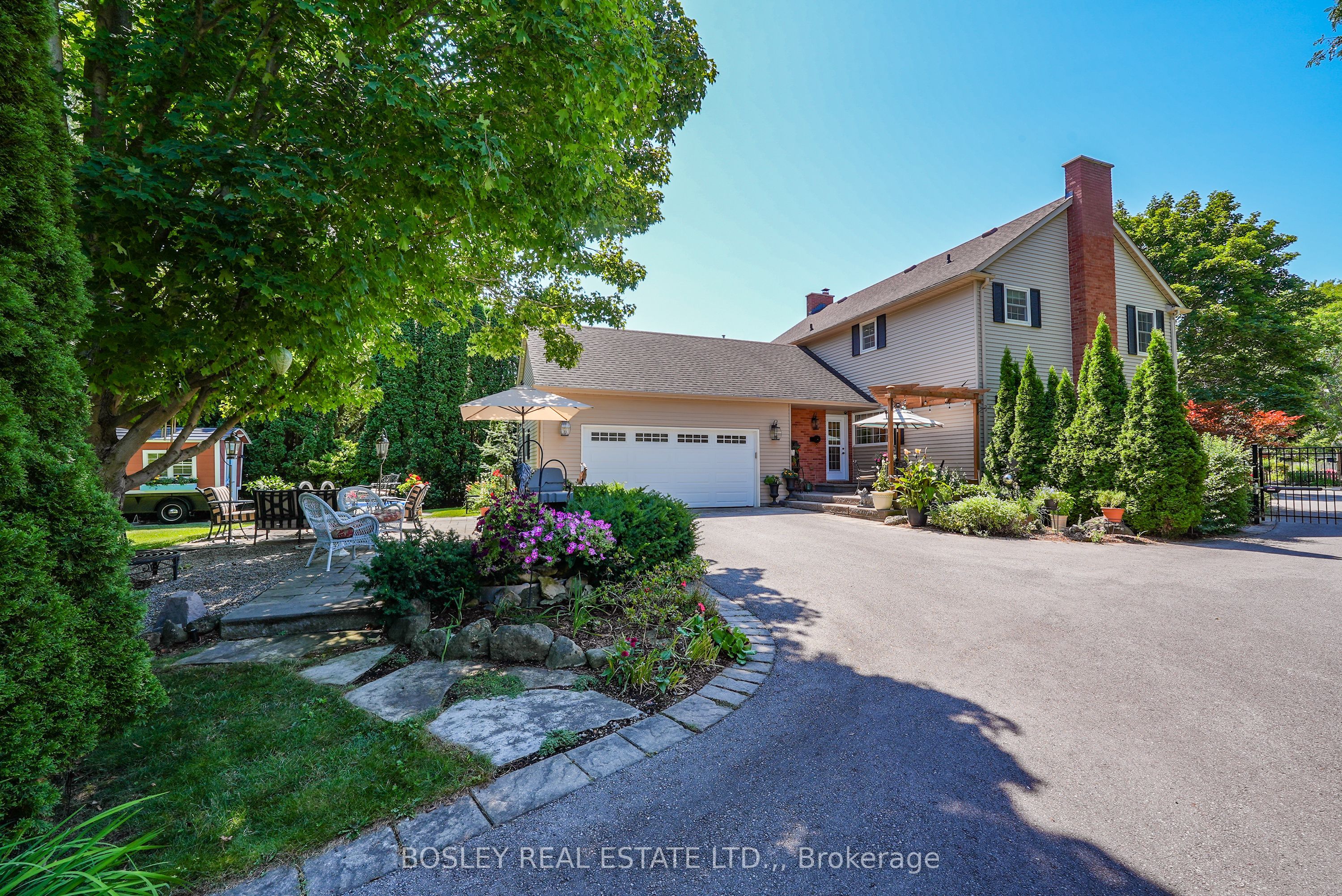 3 The Promenade Property Photo 34