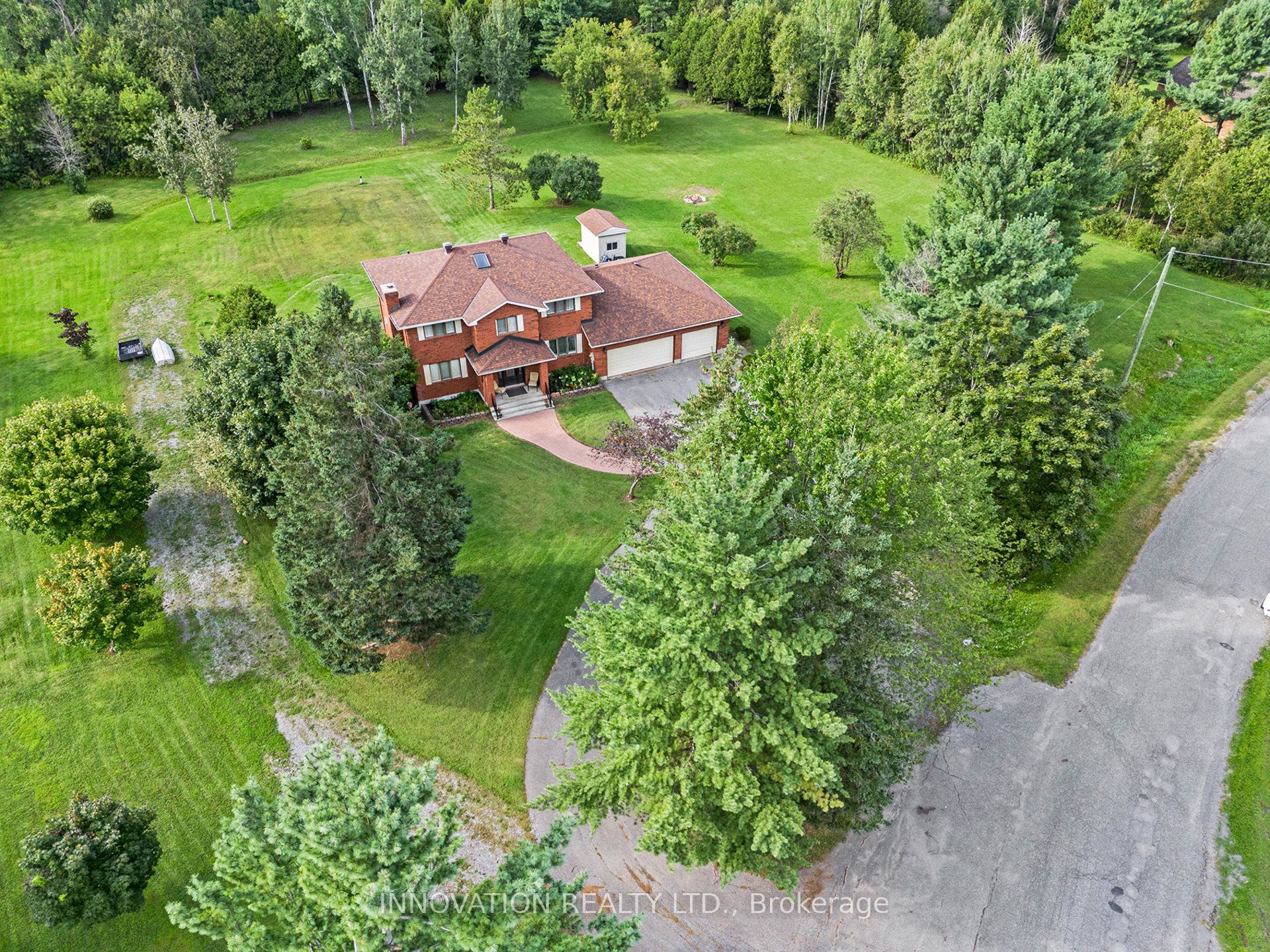 7 Grierson Lane Property Photo 29