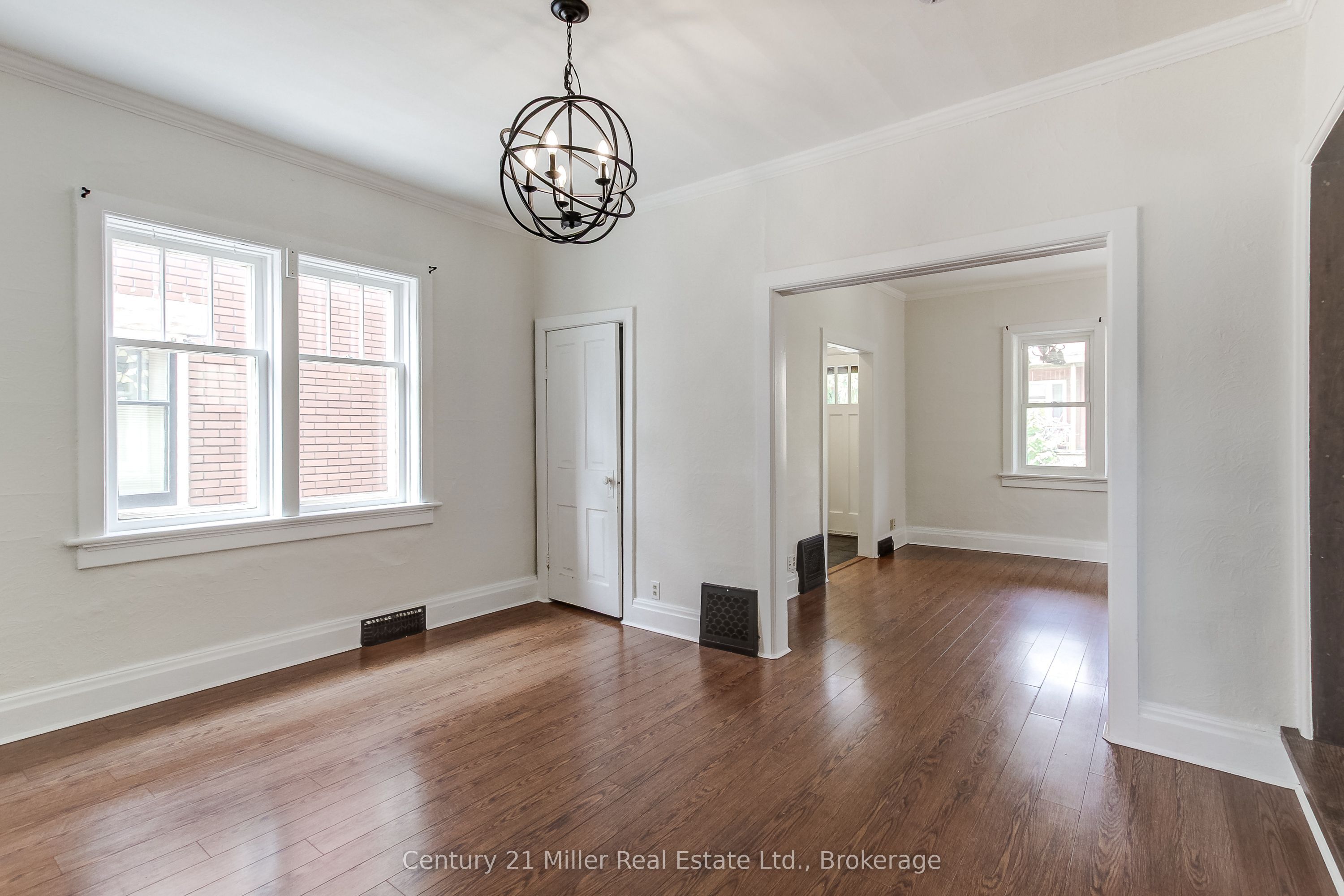 17 Whitney Place Property Photo 8