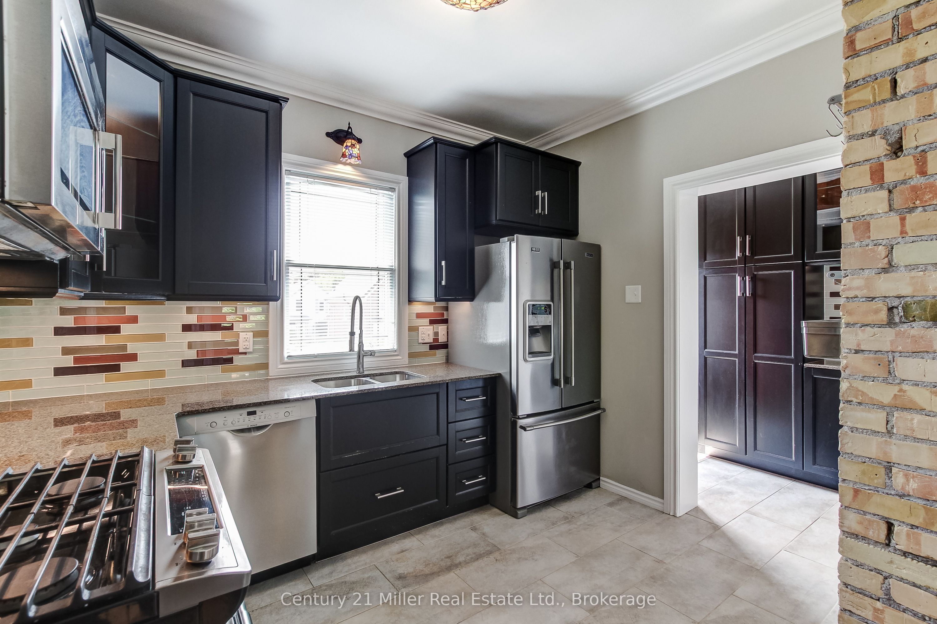 17 Whitney Place Property Photo 10