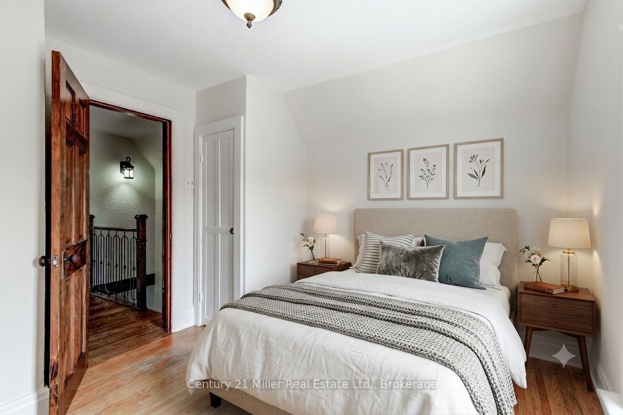 17 Whitney Place Property Photo 20