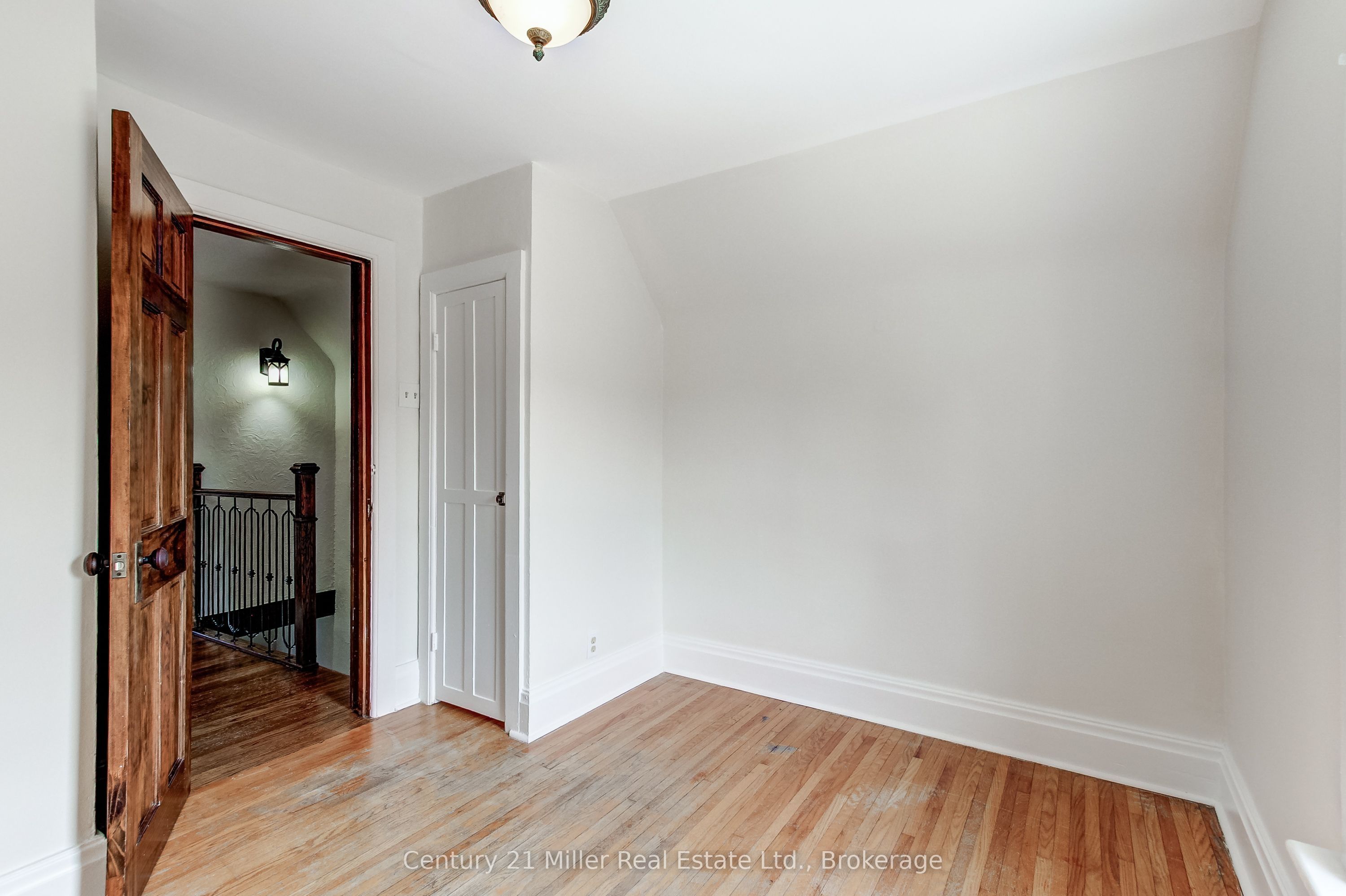 17 Whitney Place Property Photo 21