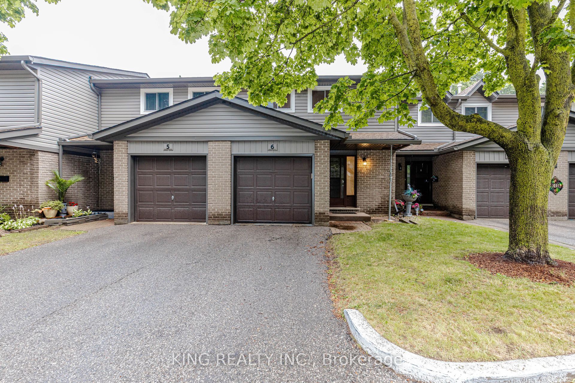 46 Cedarwoods Crescent 6 Property Photo 1