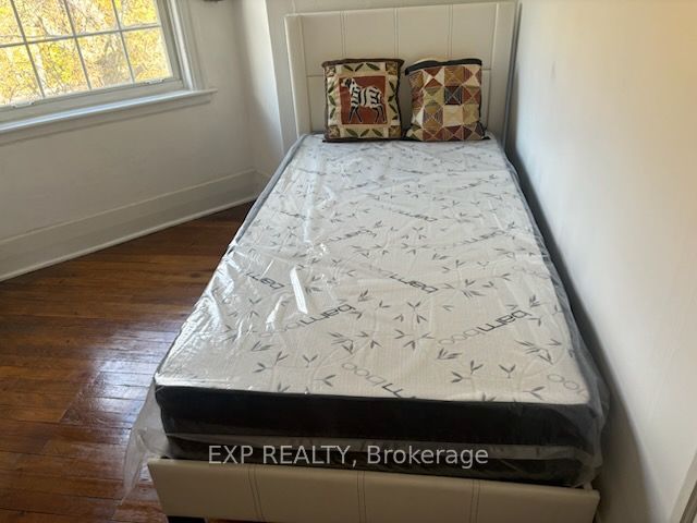 90 River Road Property Photo 9