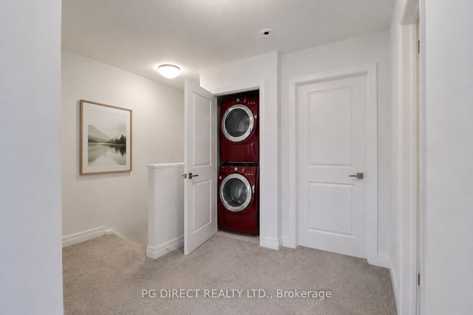 851 Edinburgh Drive Property Photo 17