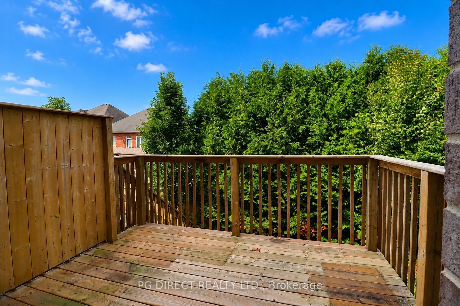 851 Edinburgh Drive Property Photo 19