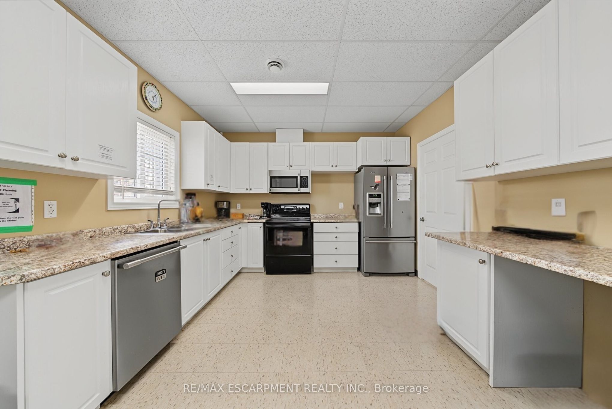 3913 Primrose Lane Property Photo 40
