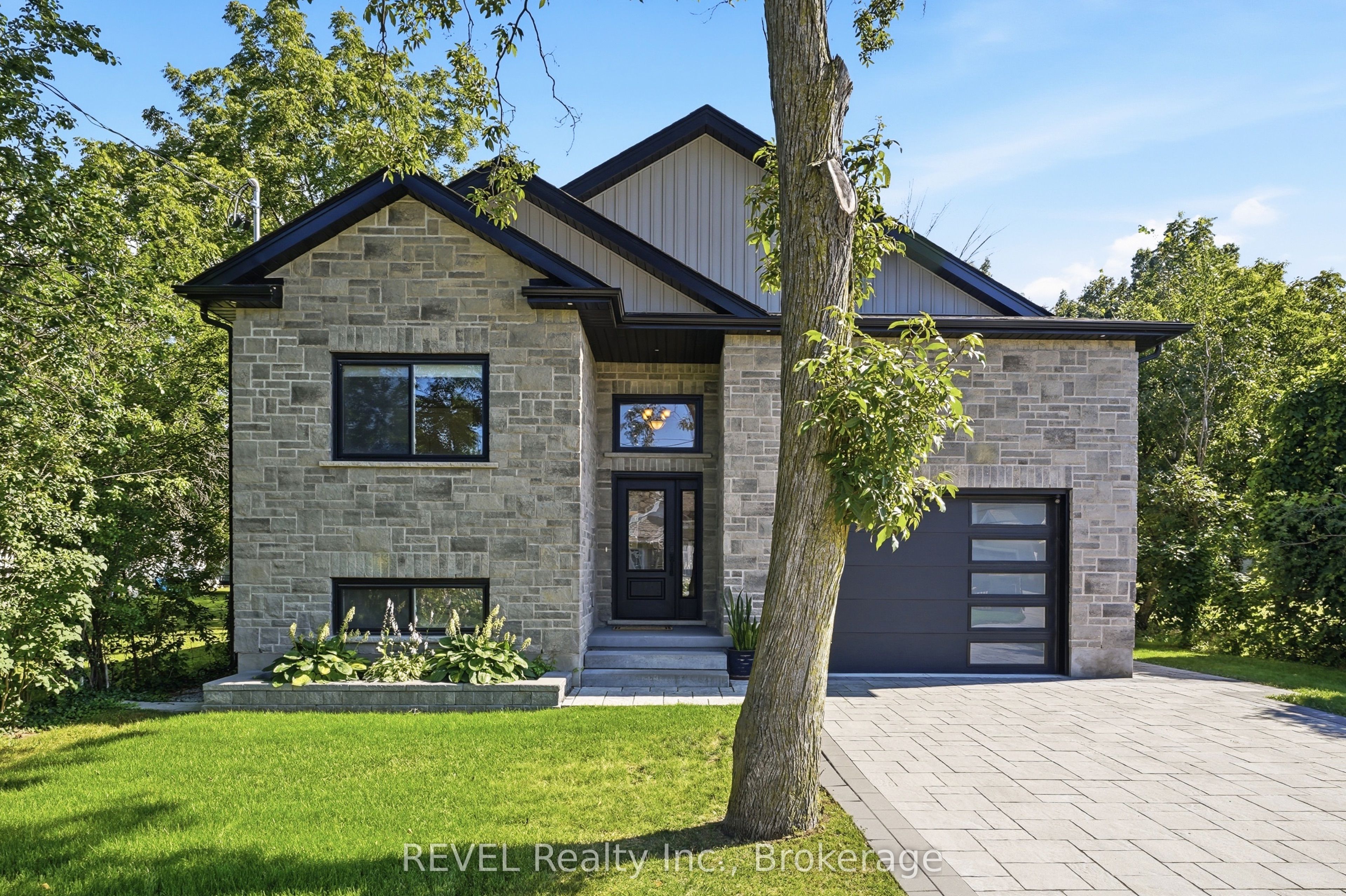 681 Warner Road Property Photo 1