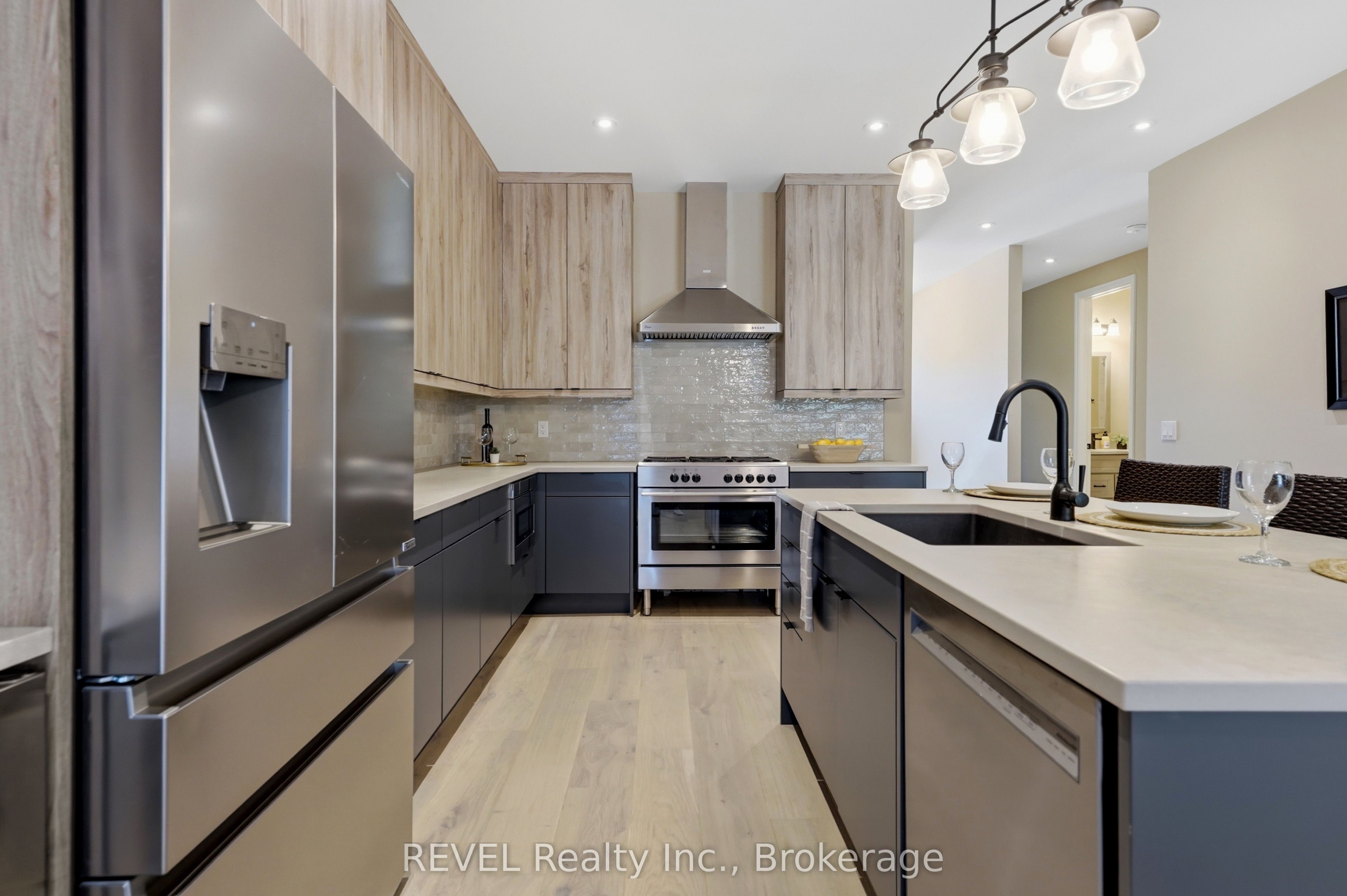 681 Warner Road Property Photo 8