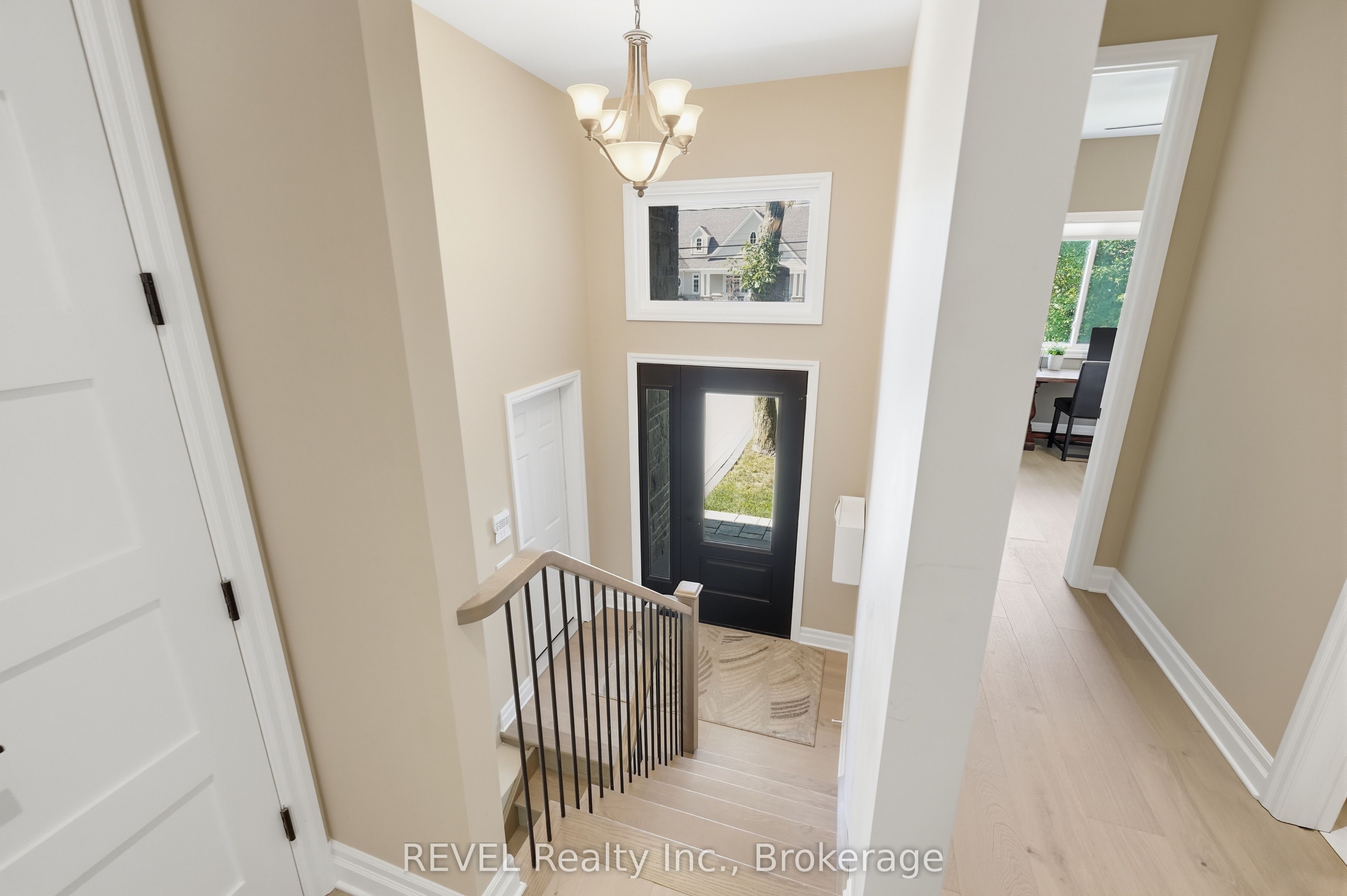 681 Warner Road Property Photo 11