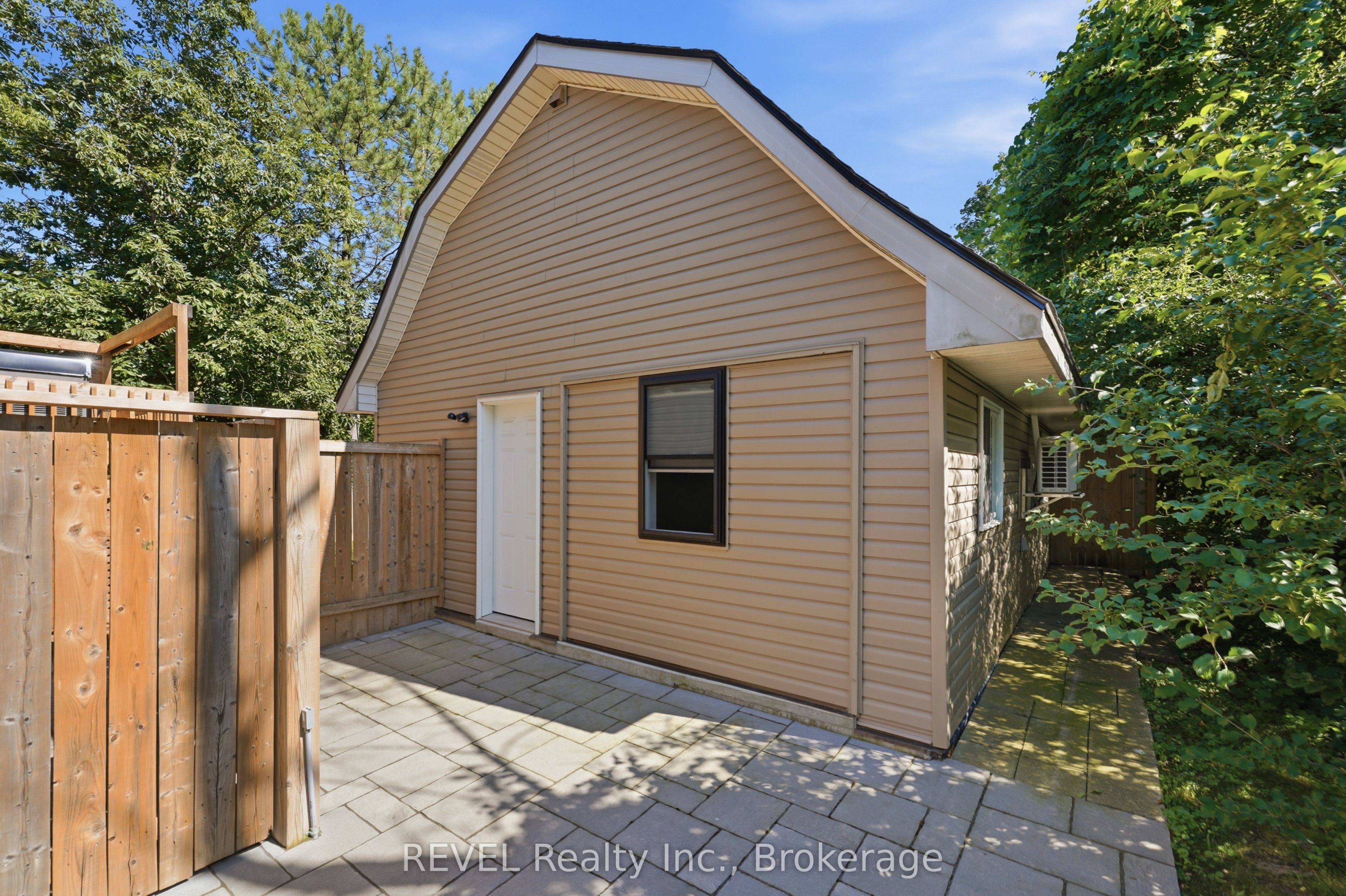 681 Warner Road Property Photo 31