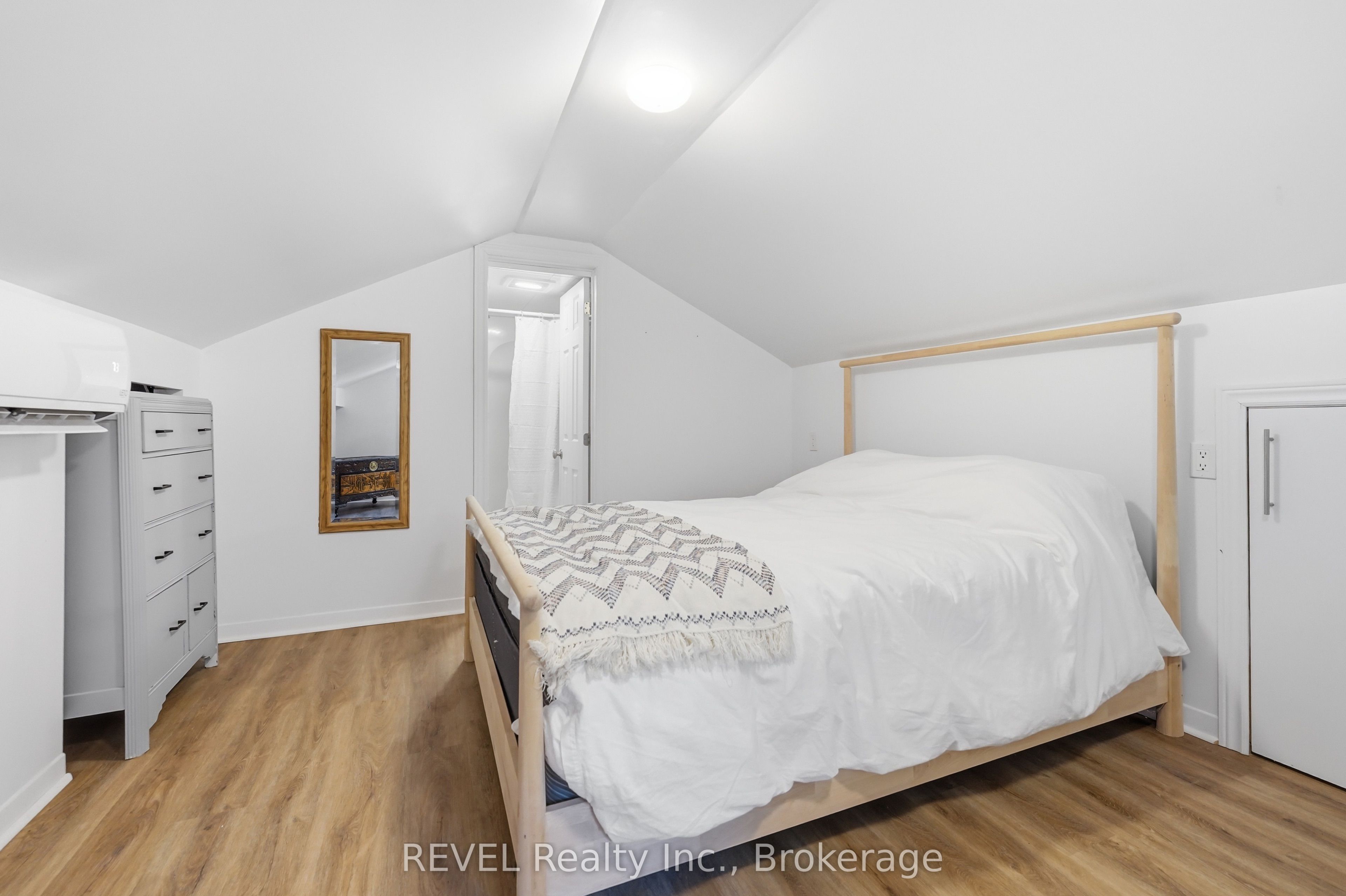 681 Warner Road Property Photo 36
