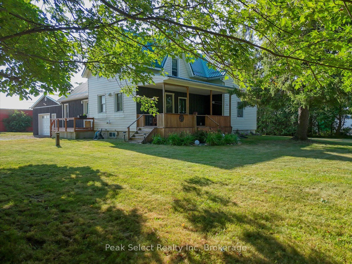 23547 Wellburn Road Property Photo 1