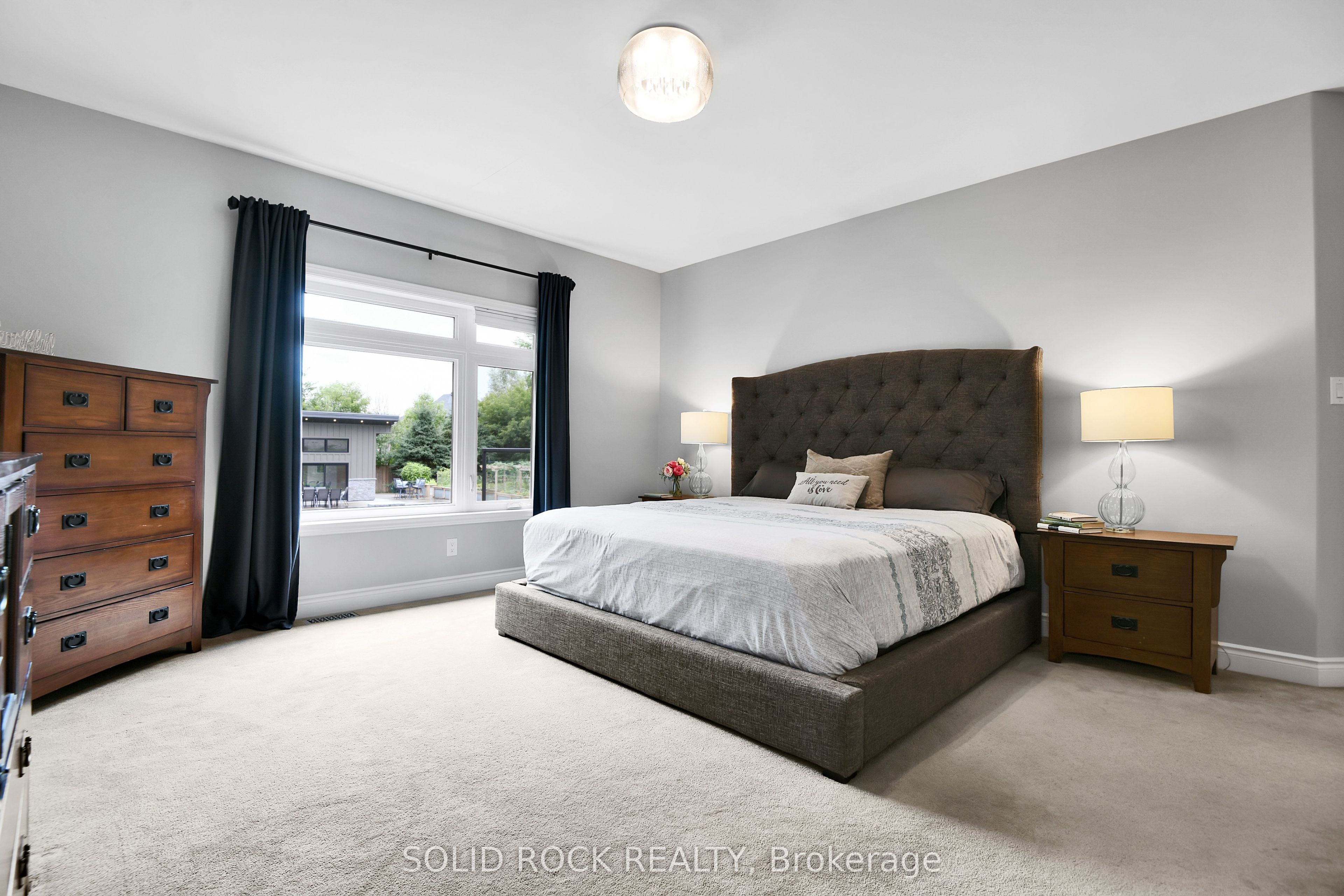 7040 Donwel Drive Property Photo 15