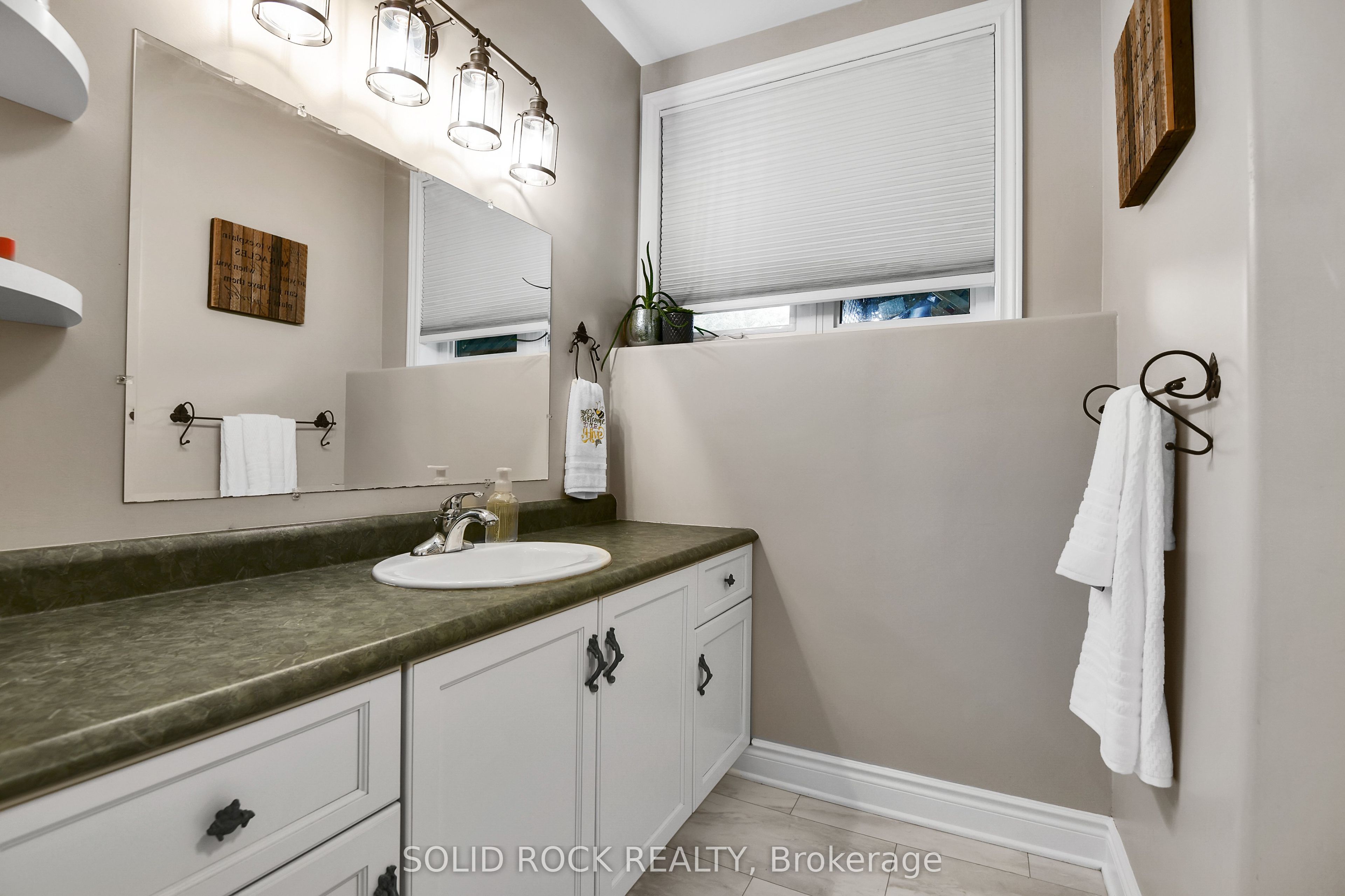 7040 Donwel Drive Property Photo 33