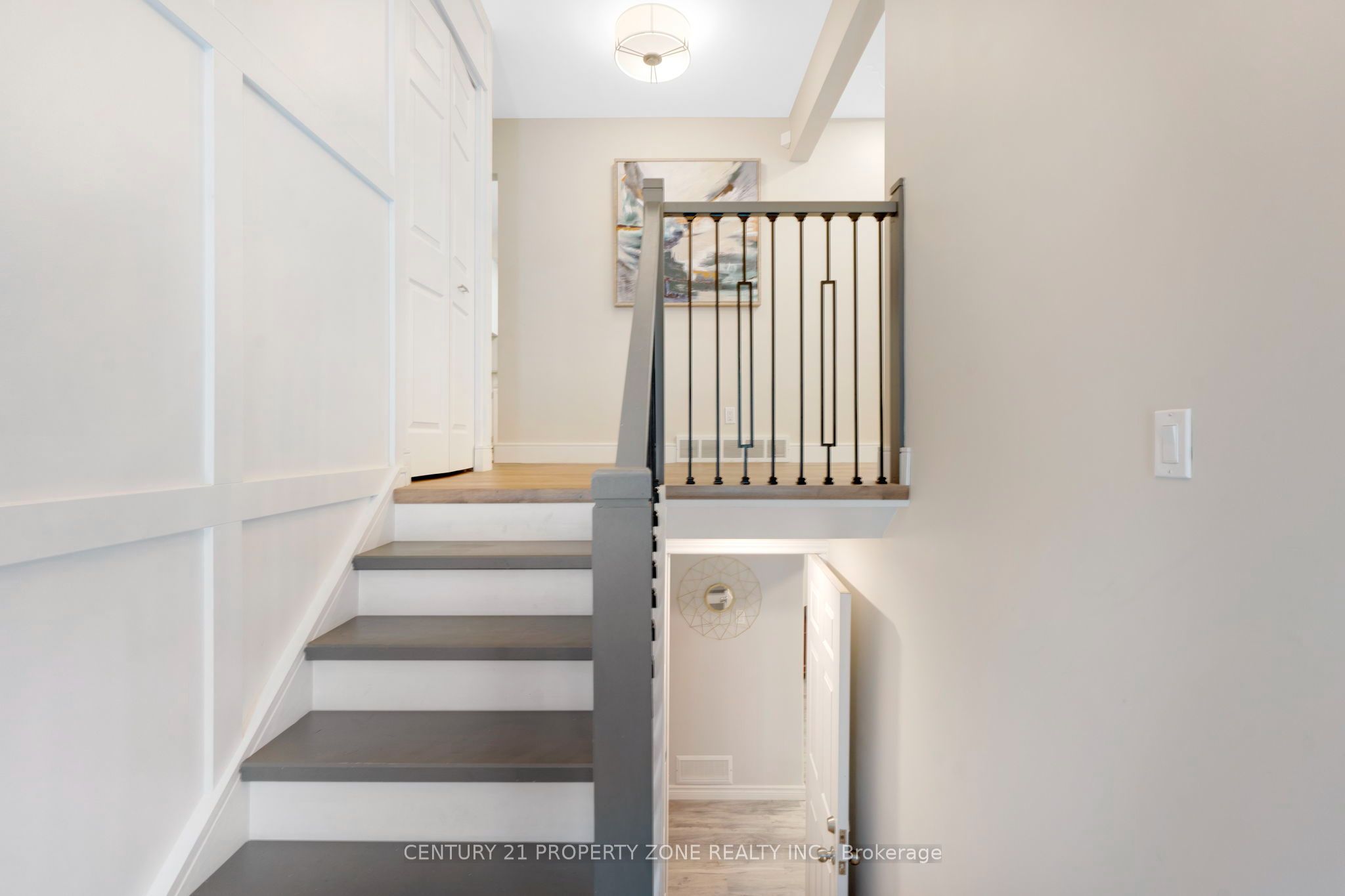 187 Winston Boulevard Property Photo 2