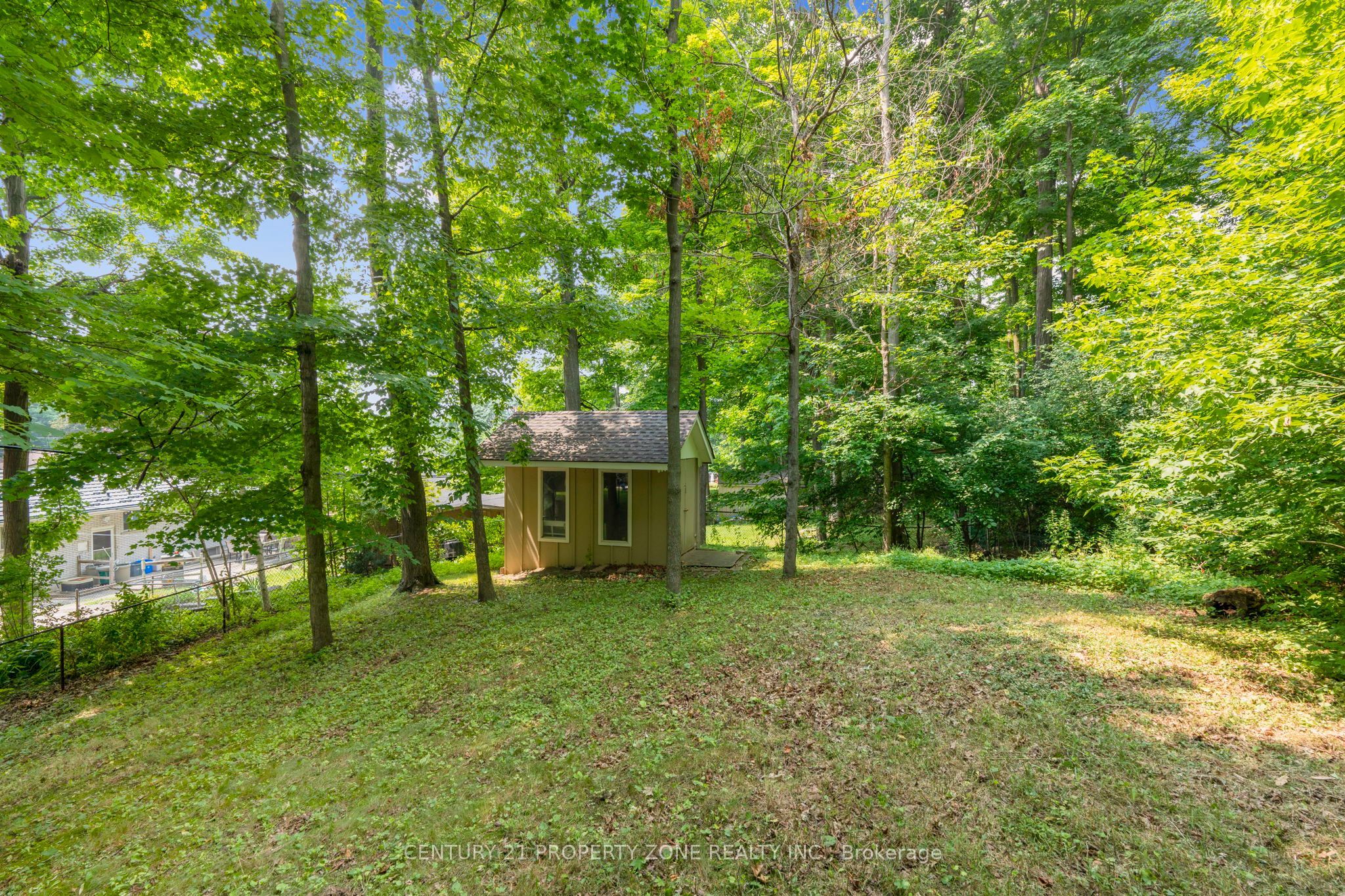 187 Winston Boulevard Property Photo 22