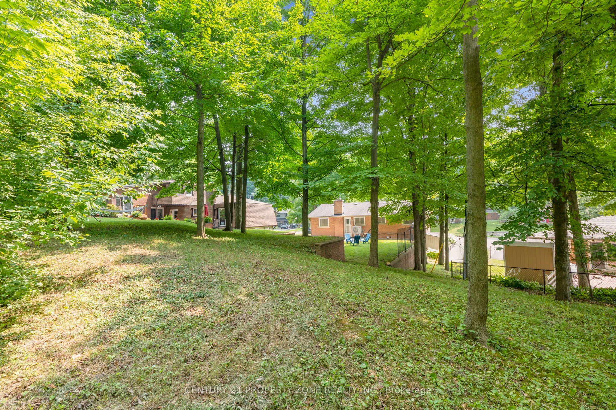 187 Winston Boulevard Property Photo 25
