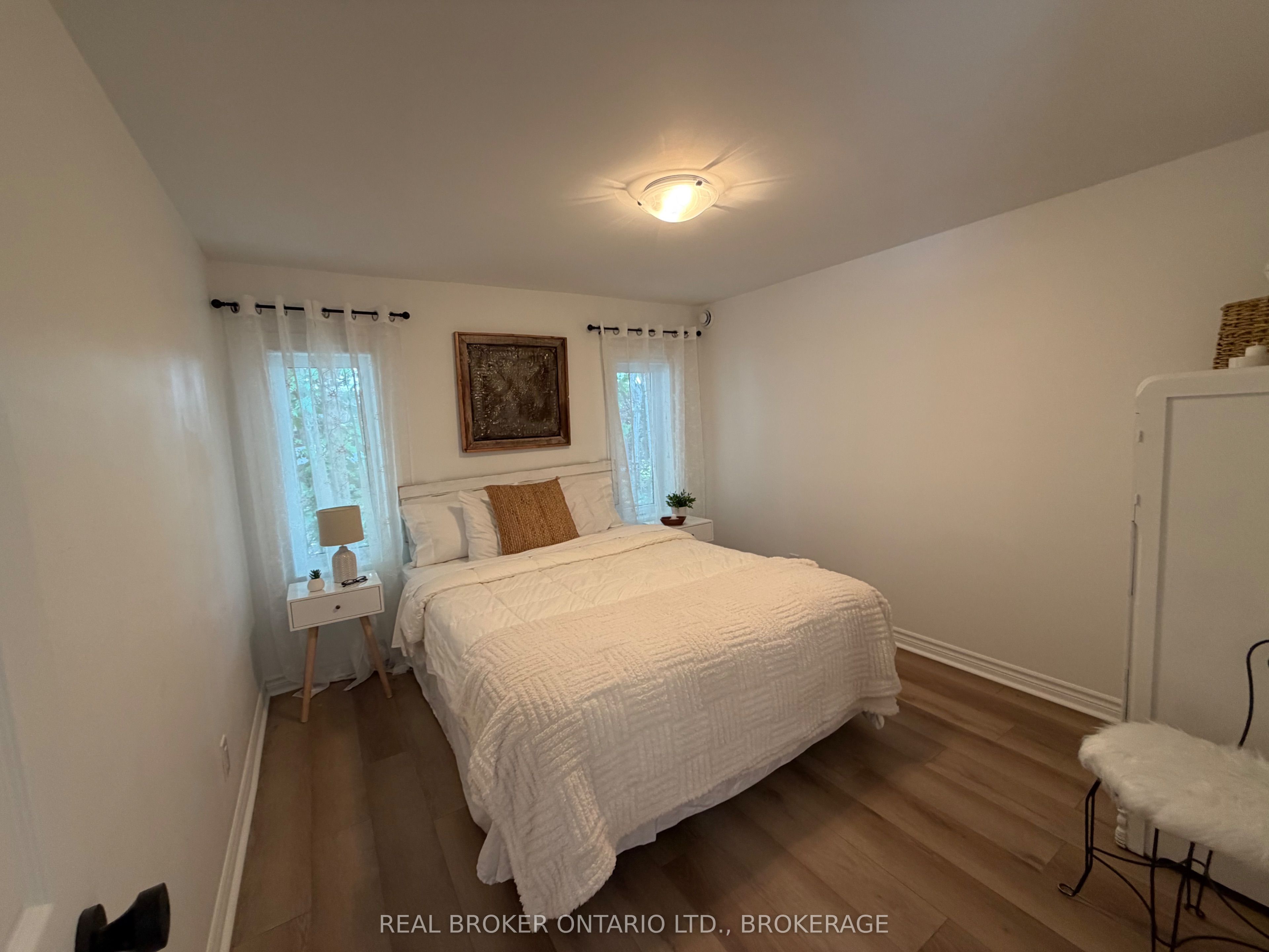 230 Boundary Road E Property Photo 12