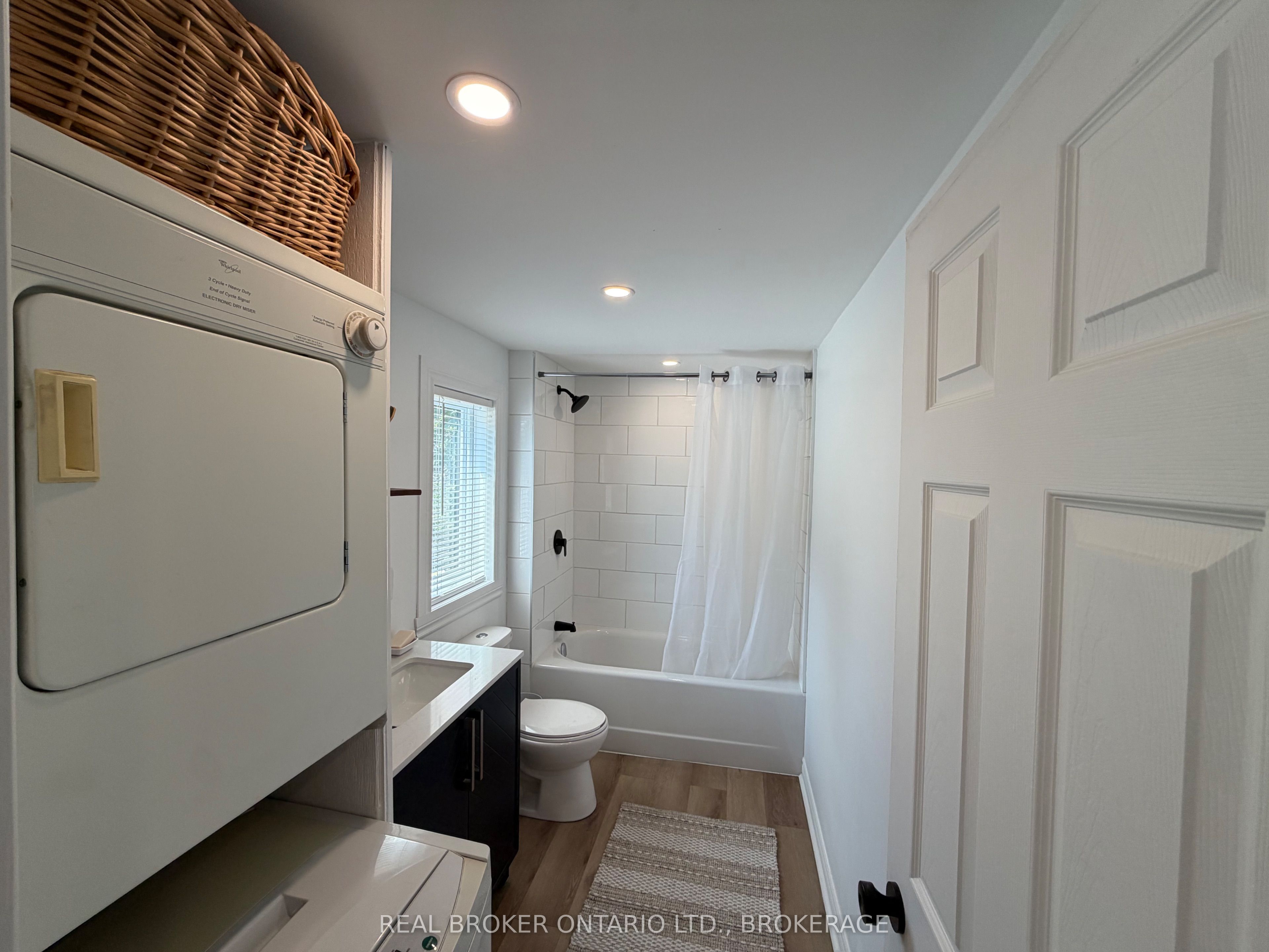 230 Boundary Road E Property Photo 16