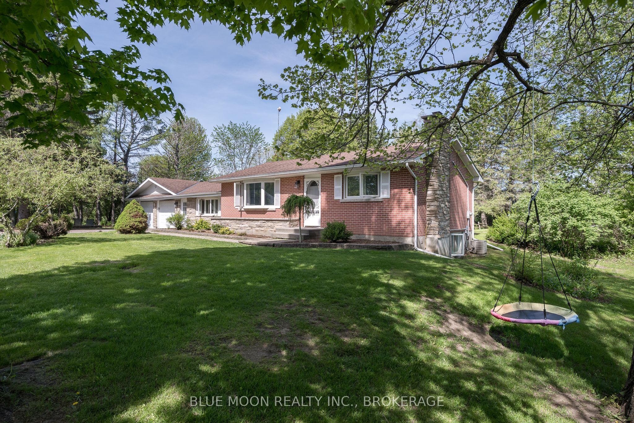 2545 Leeman Road Property Photo 1
