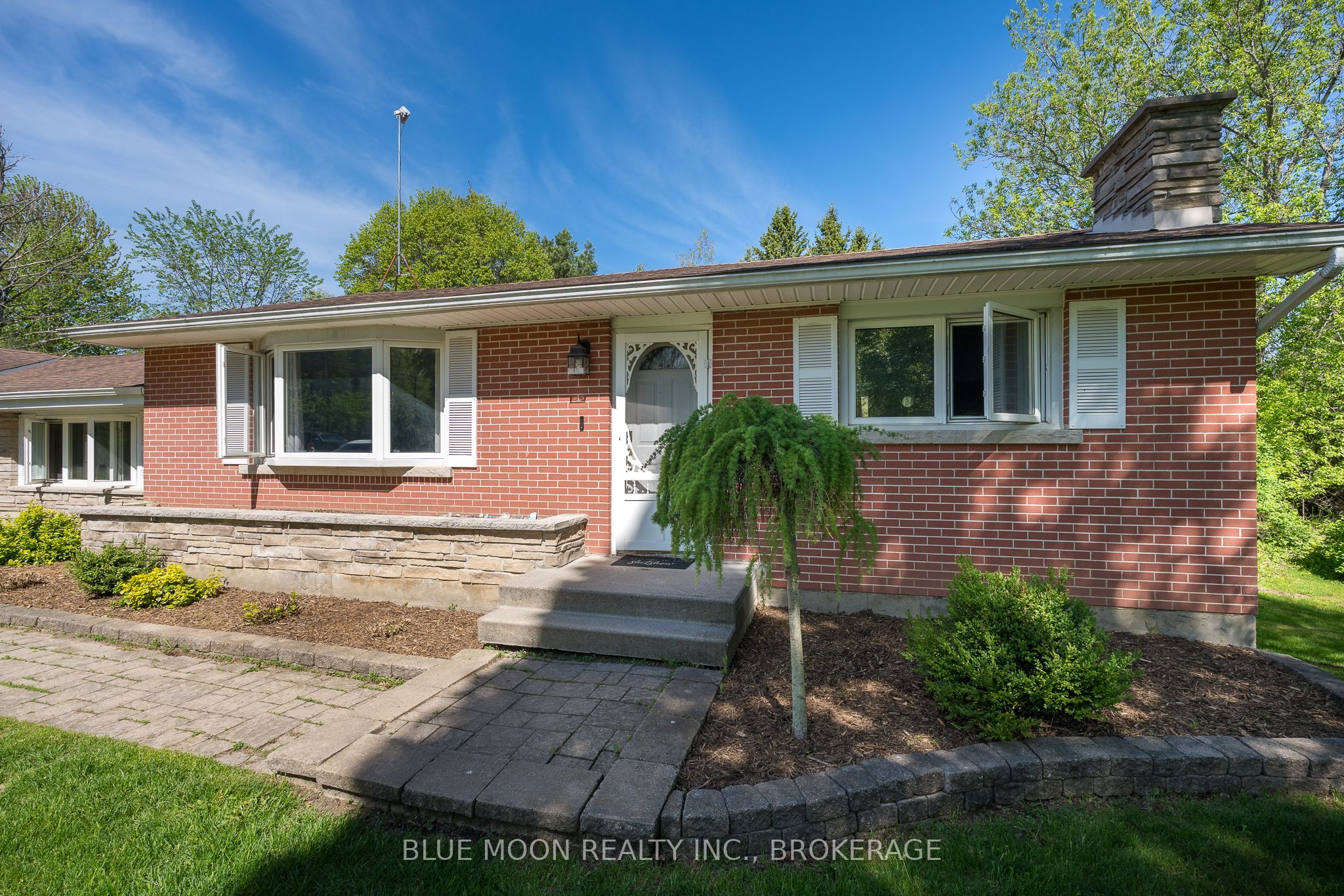 2545 Leeman Road Property Photo 3