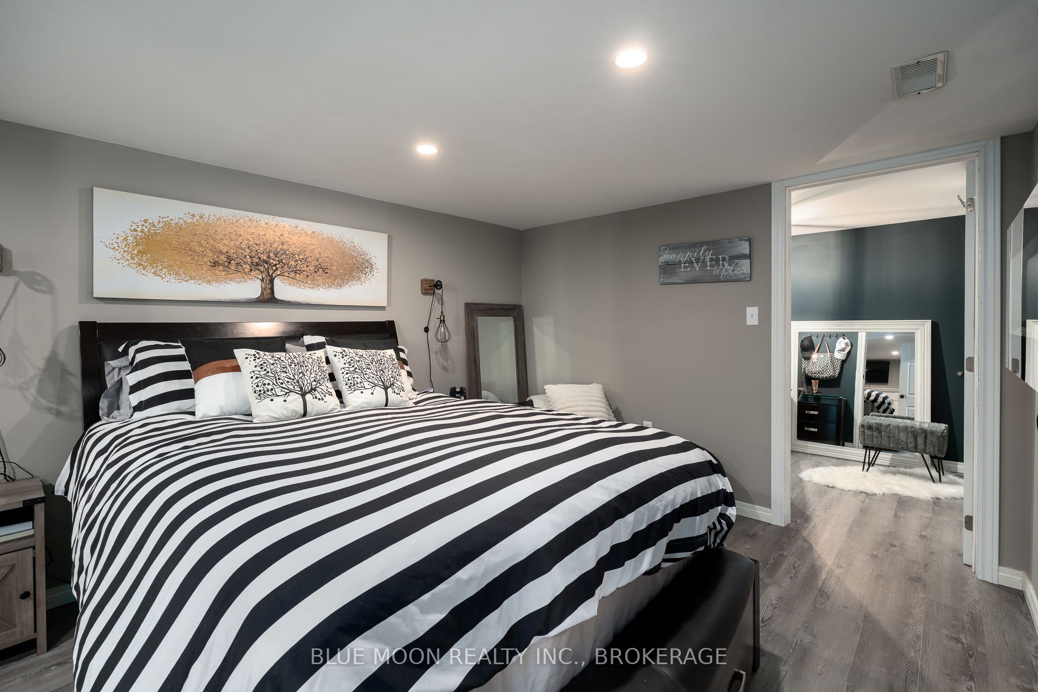 2545 Leeman Road Property Photo 26