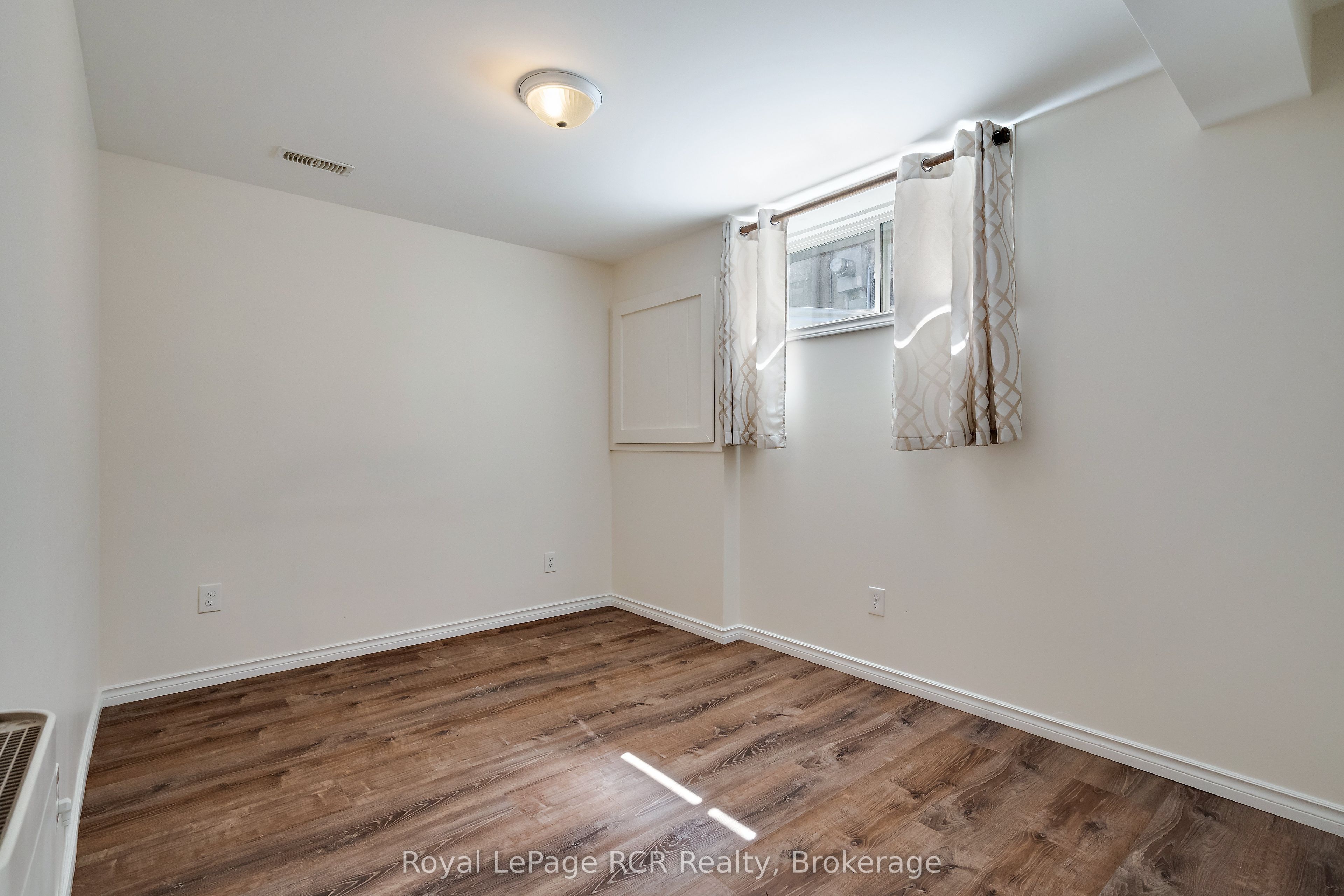 237 Carrol Street Property Photo 45