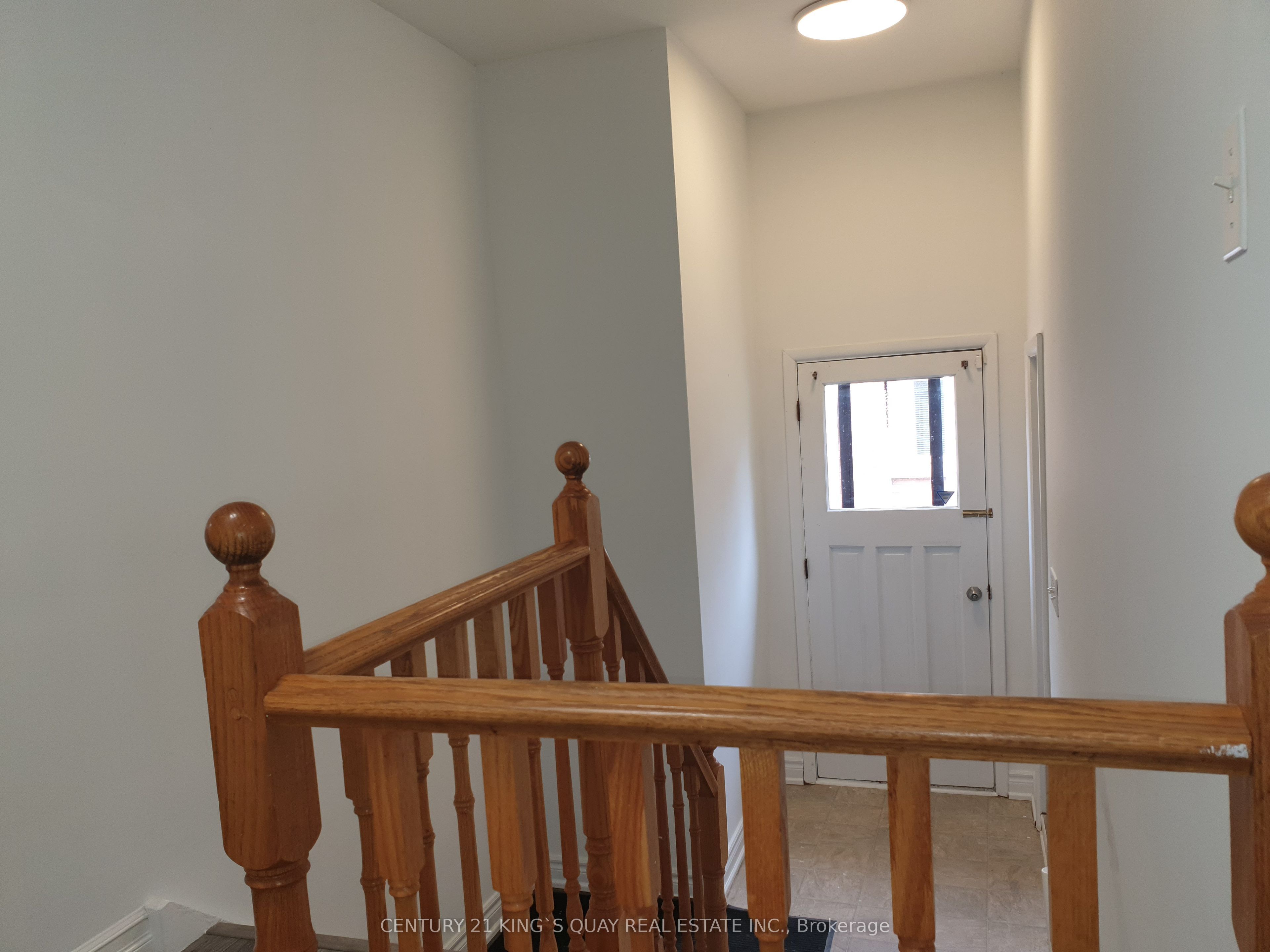 18 Manor Crescent Property Photo 12