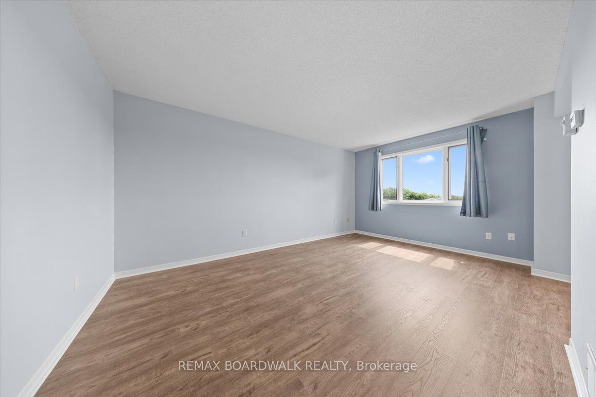 104 Dunham Street Property Photo 7