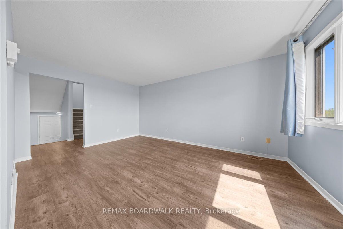 104 Dunham Street Property Photo 10