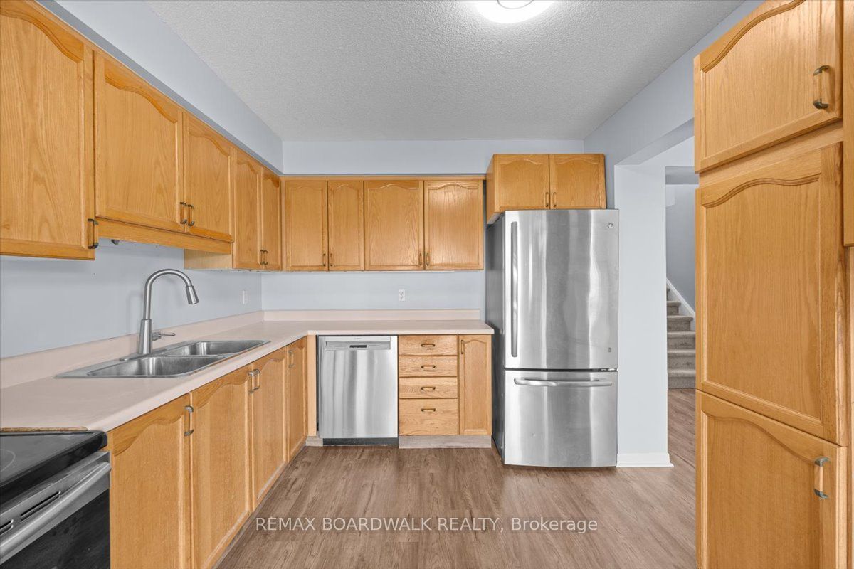 104 Dunham Street Property Photo 14