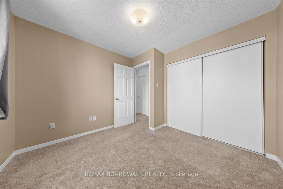 104 Dunham Street Property Photo 25