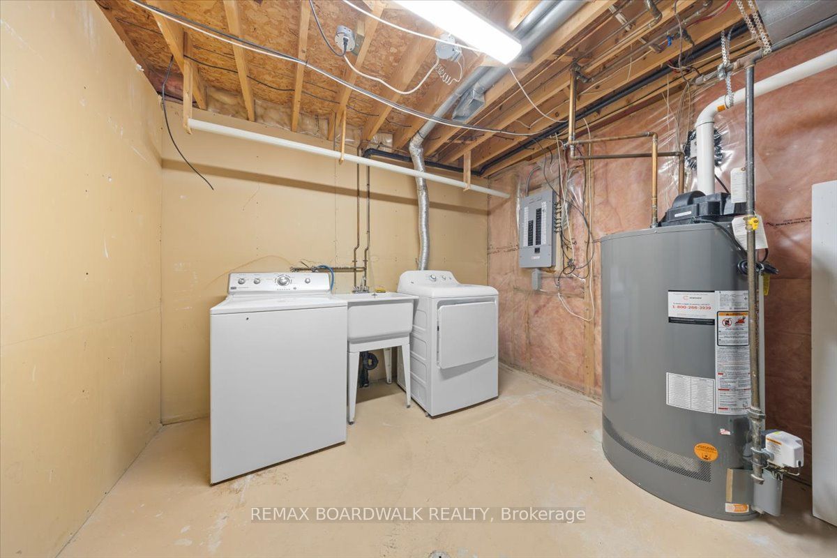 104 Dunham Street Property Photo 28
