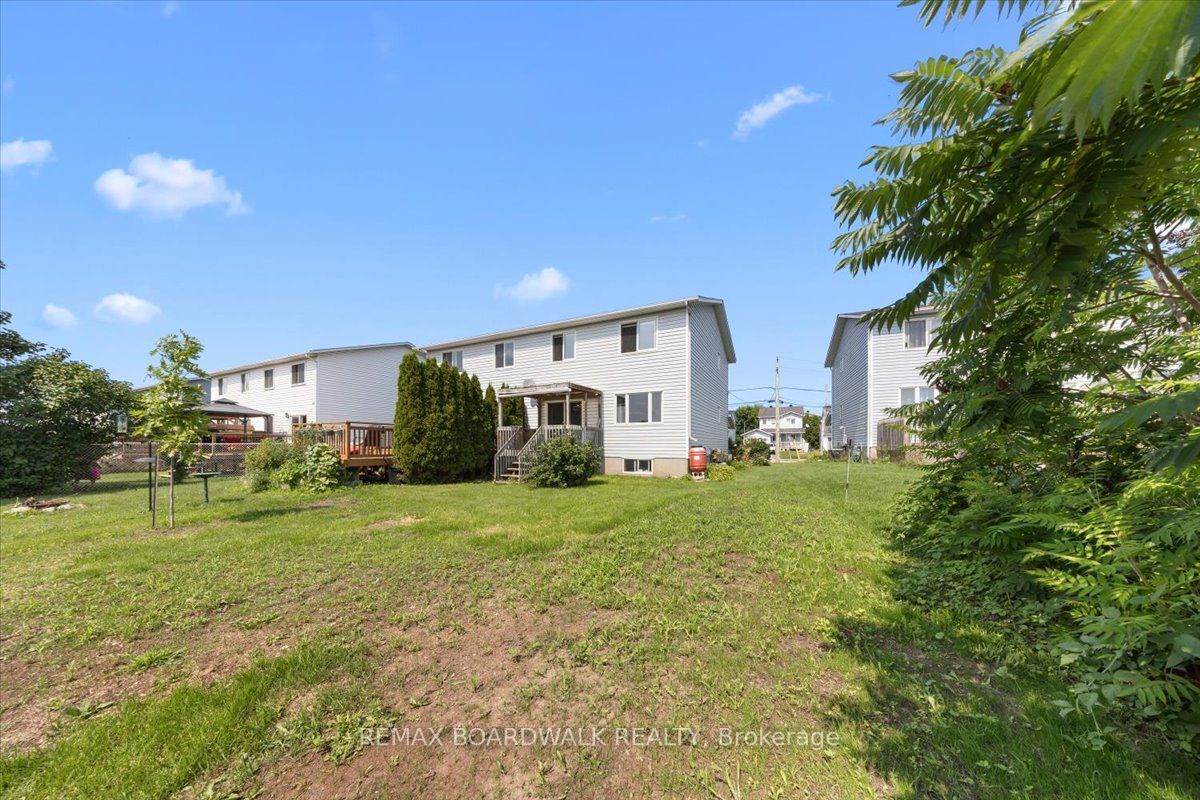 104 Dunham Street Property Photo 32