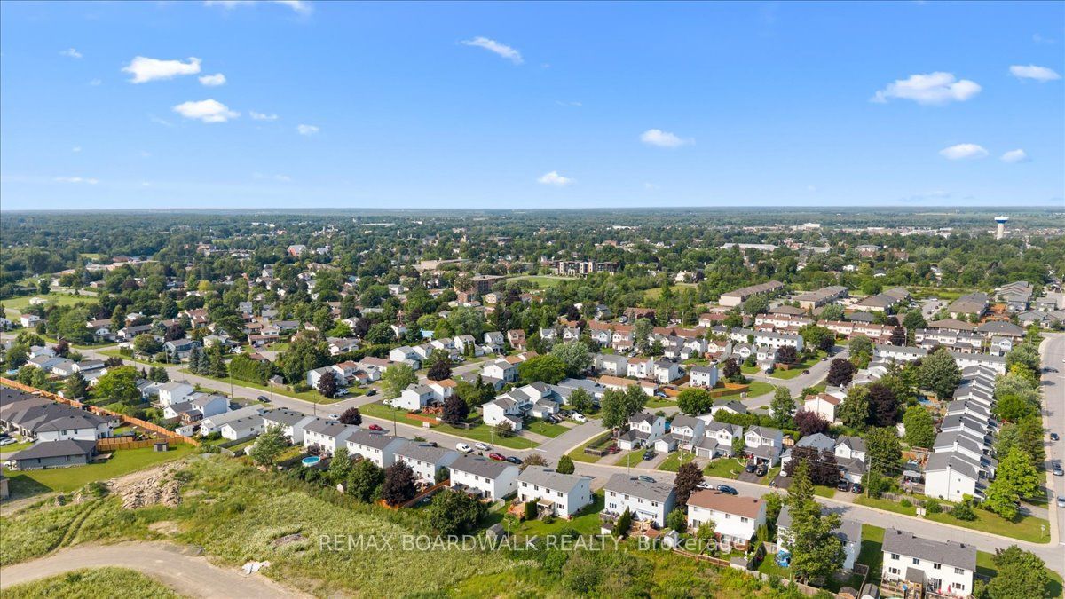104 Dunham Street Property Photo 34