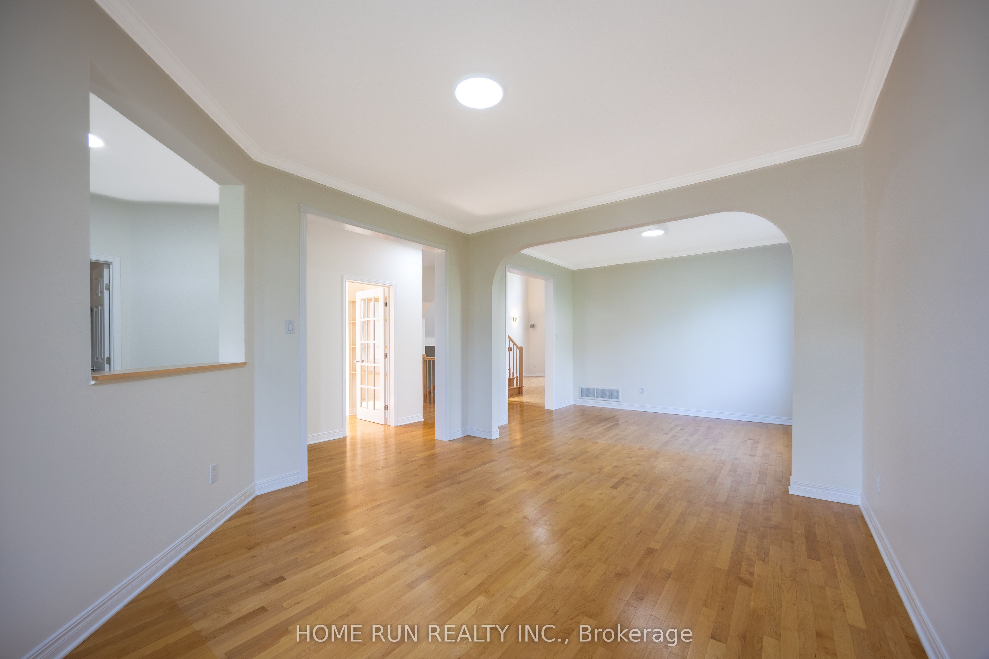 281 Goldridge Drive Property Photo 6