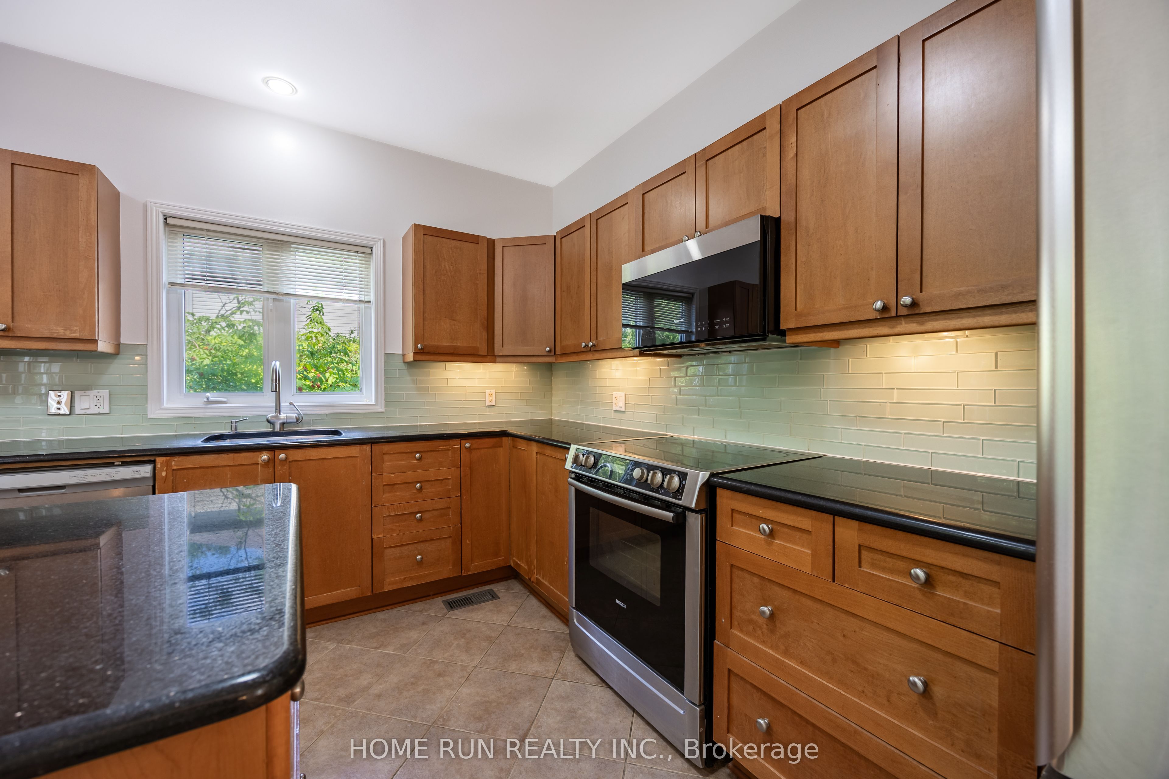 281 Goldridge Drive Property Photo 22