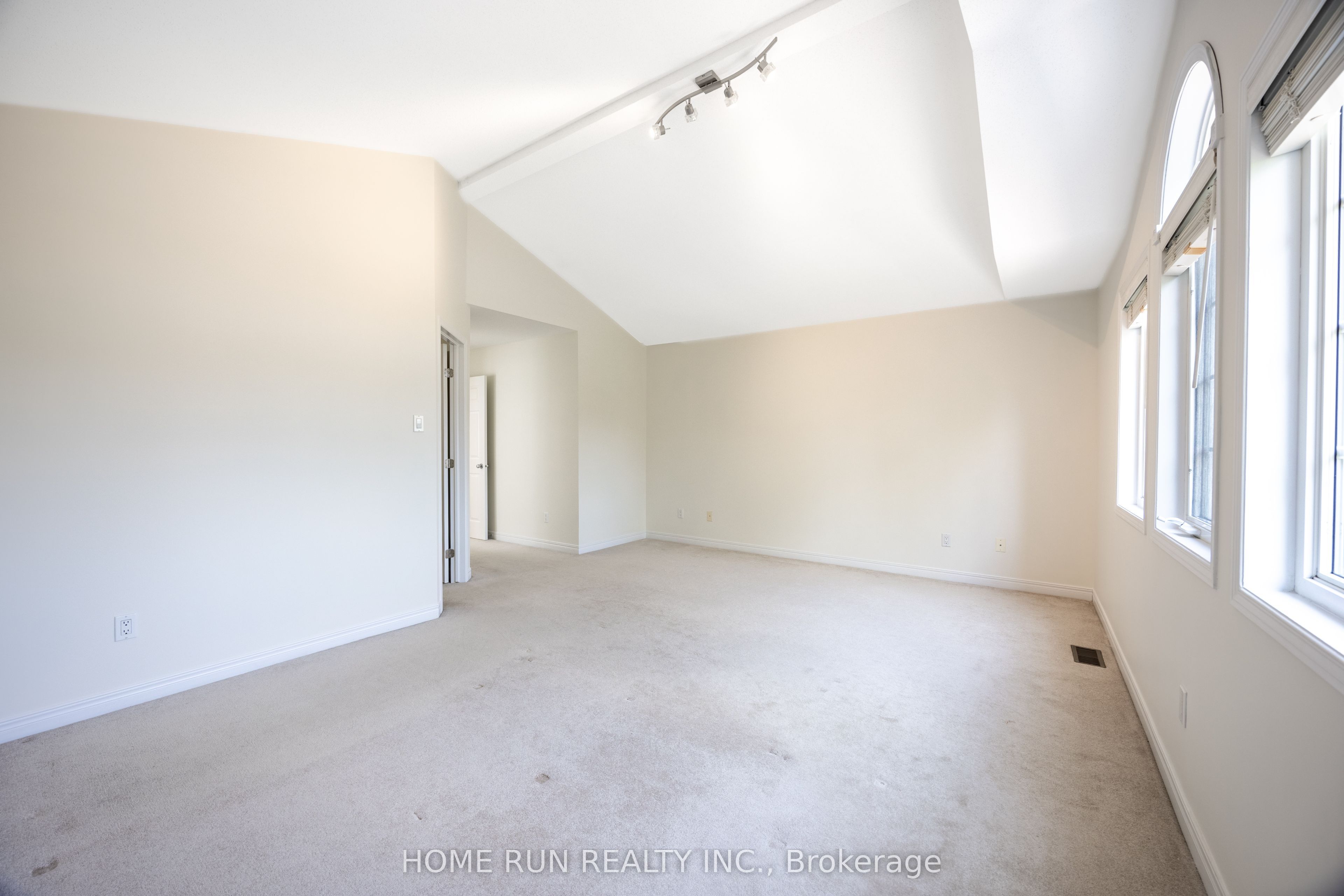 281 Goldridge Drive Property Photo 30