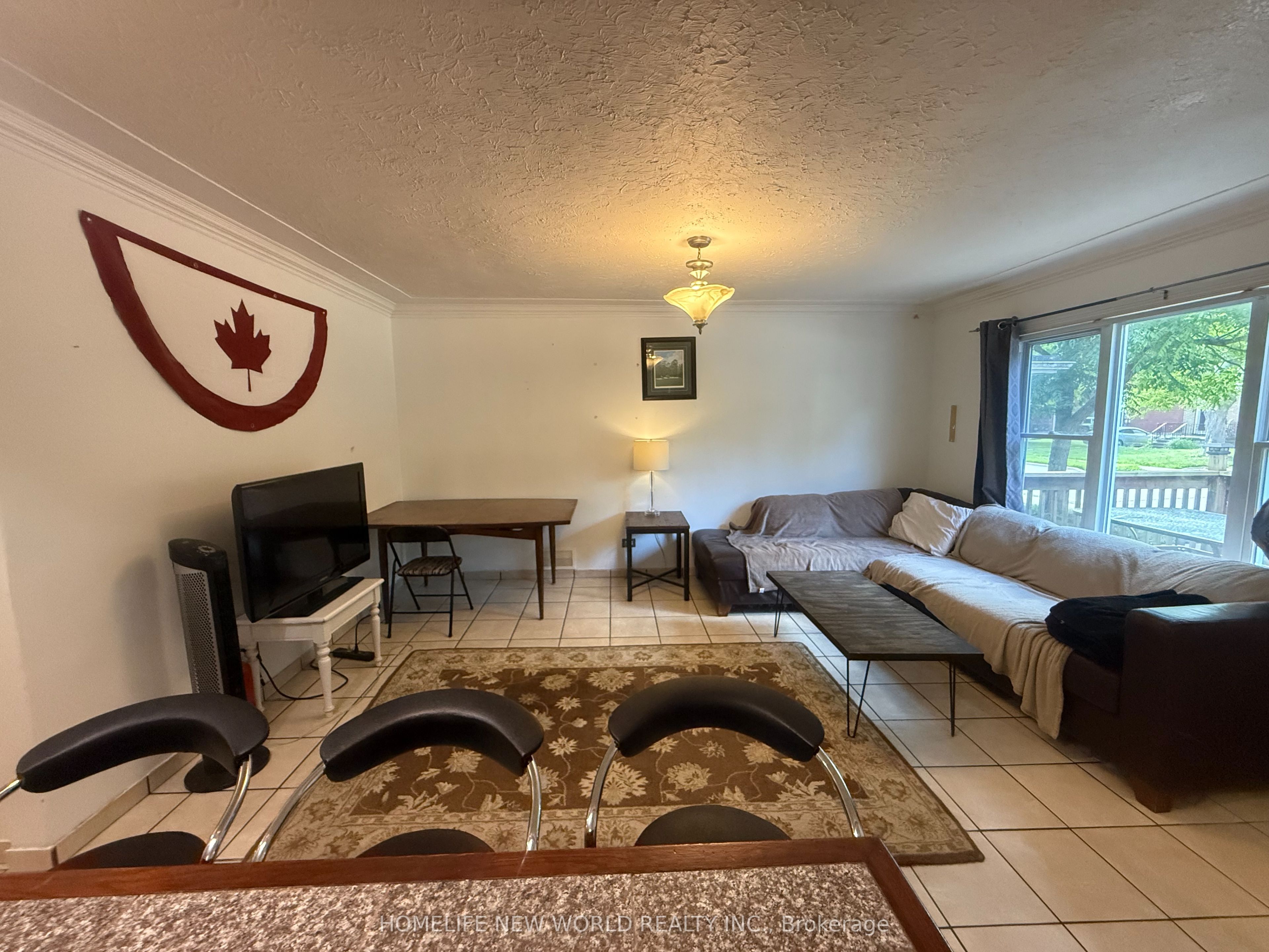 235 Bernard Avenue Lower Level Property Photo 6