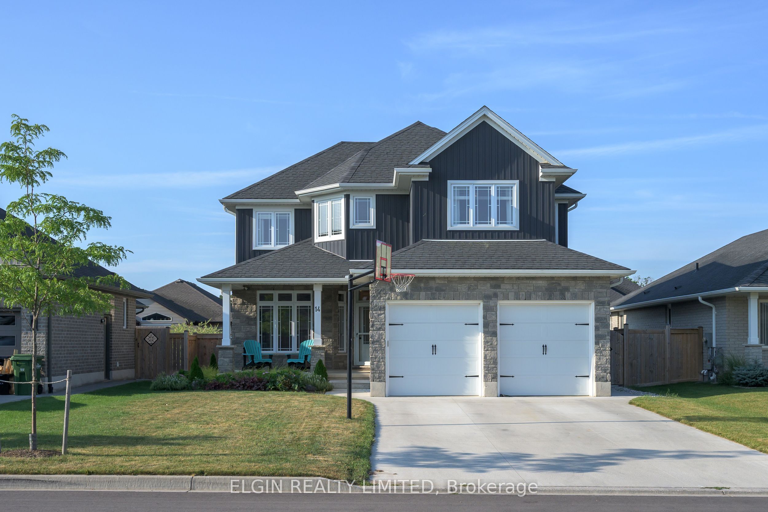 14 Muirfield Drive Property Photo 1