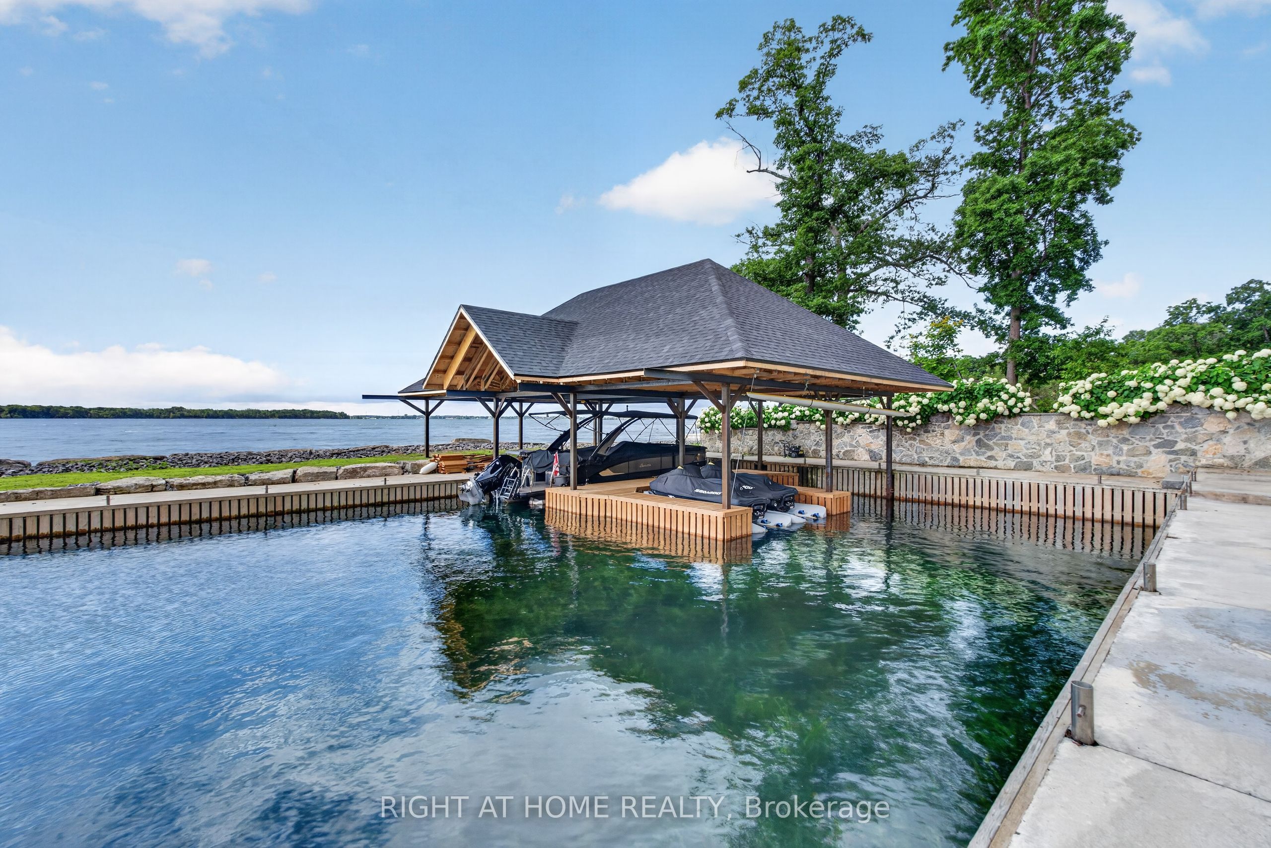 24 King Pitt Road Property Photo 43